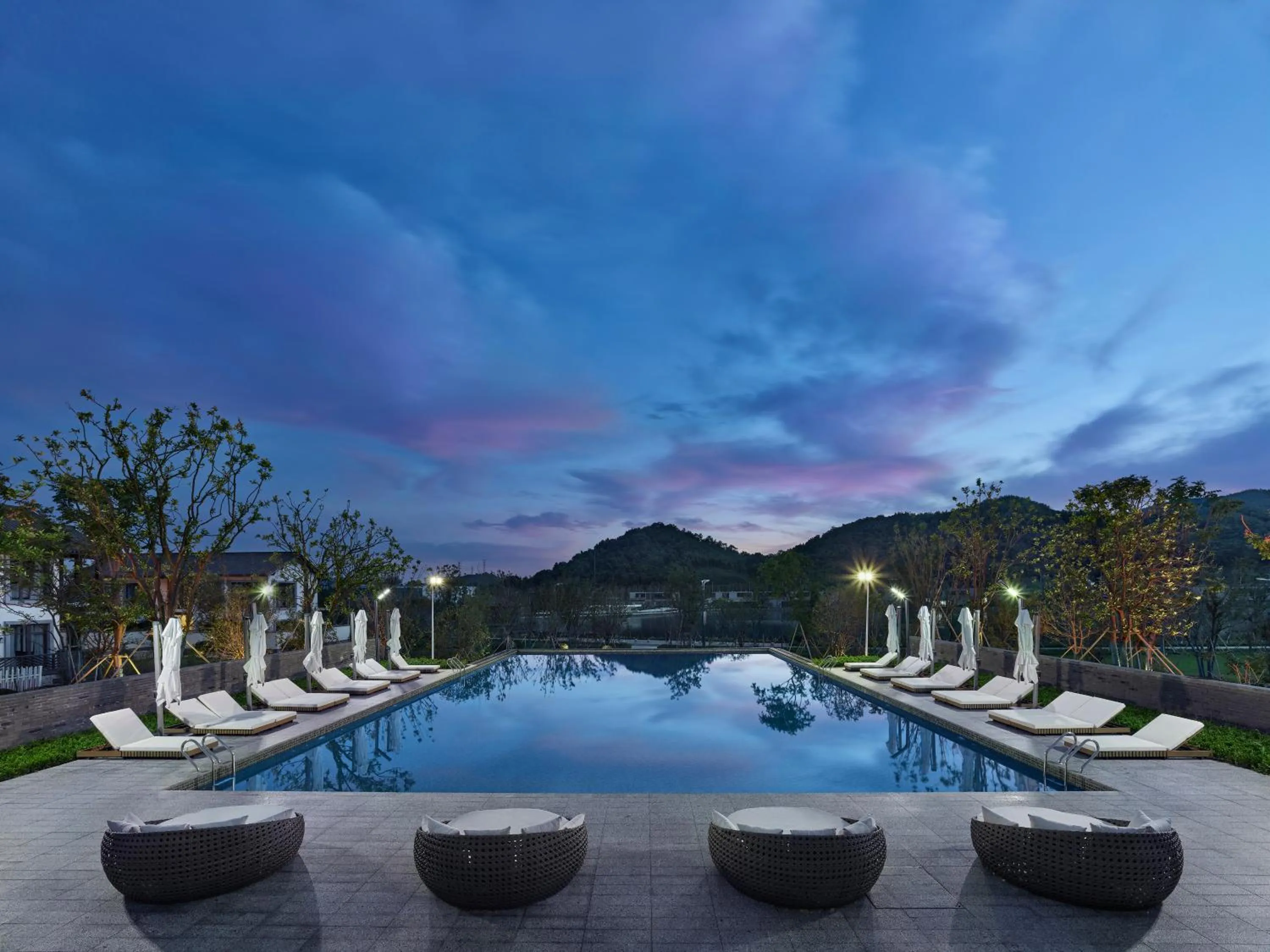 Pool view in HOMM Huzhou Xisai Shan