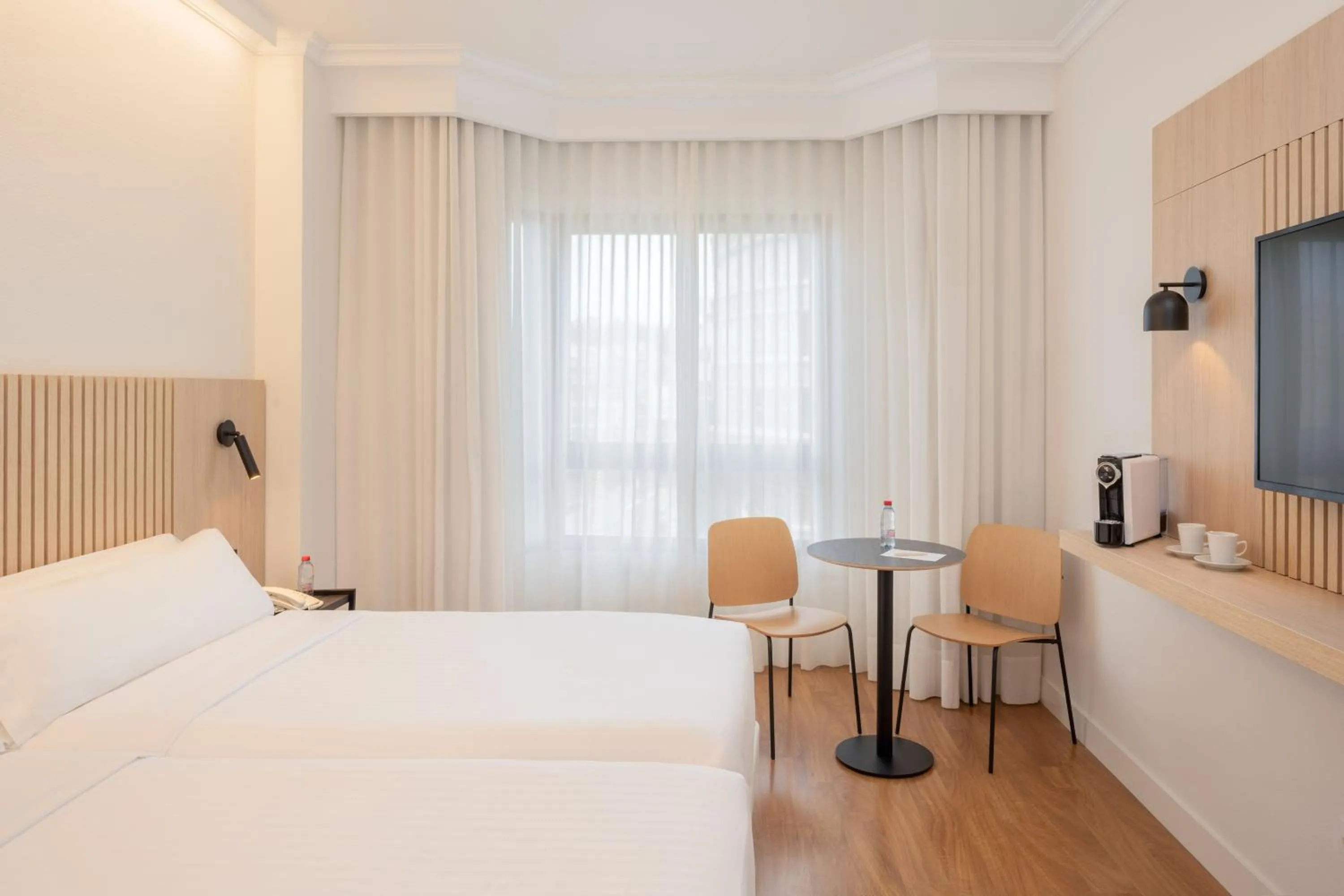 Bed in Hotel Vigo Los Galeones Affiliated by Meliá