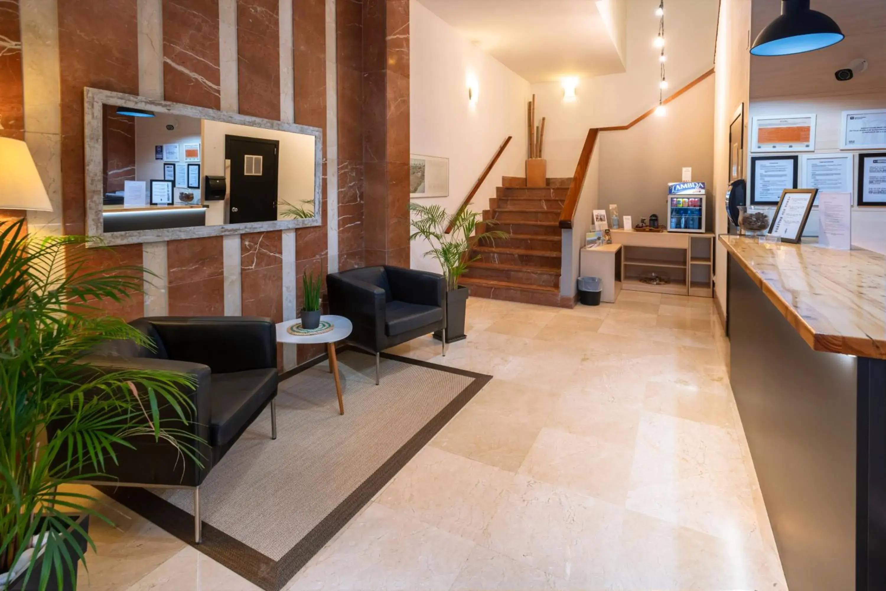 Lobby or reception in Hotel Catalunya Express Lobby or reception in Hotel Catalunya Express