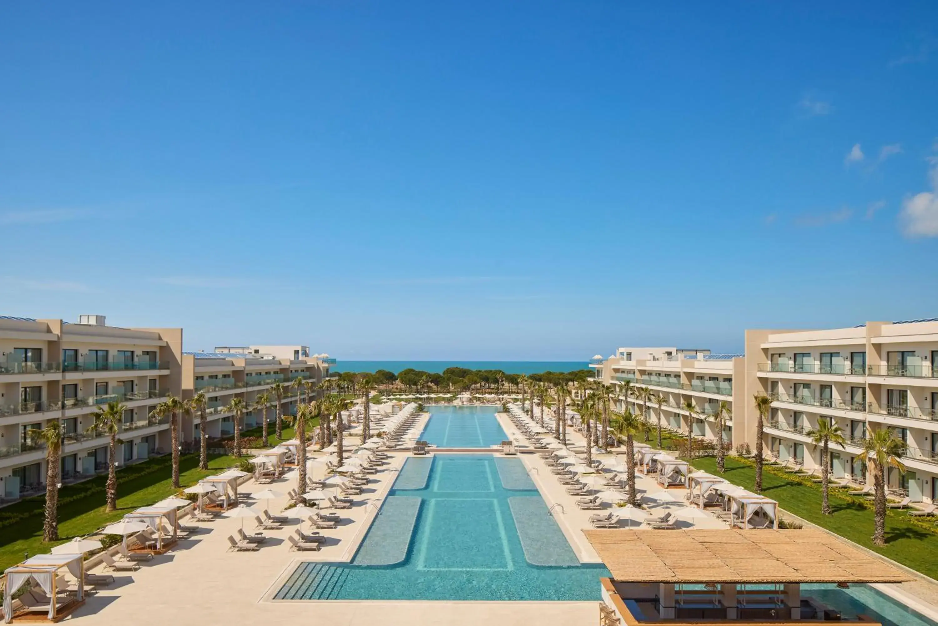 Swimming pool in Meliá Durrës Albania Swimming pool in Meliá Durrës Albania