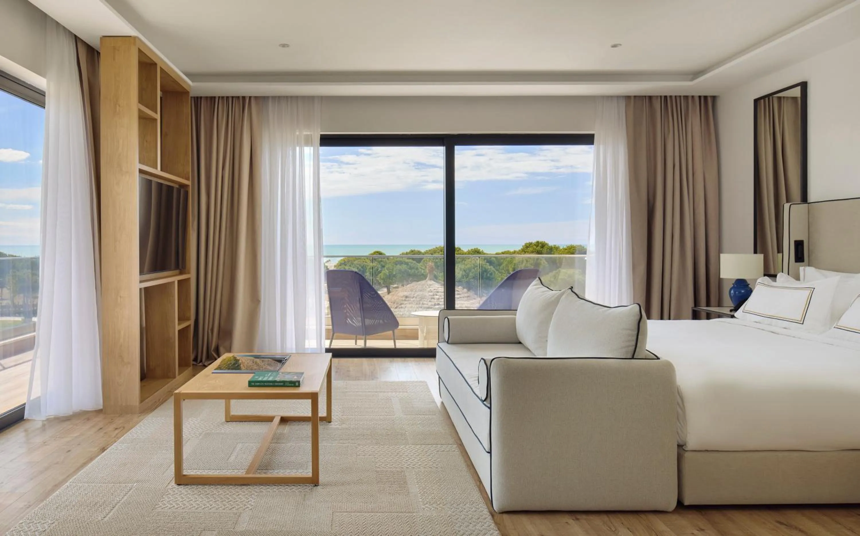 Communal lounge/ TV room in Meliá Durrës Albania