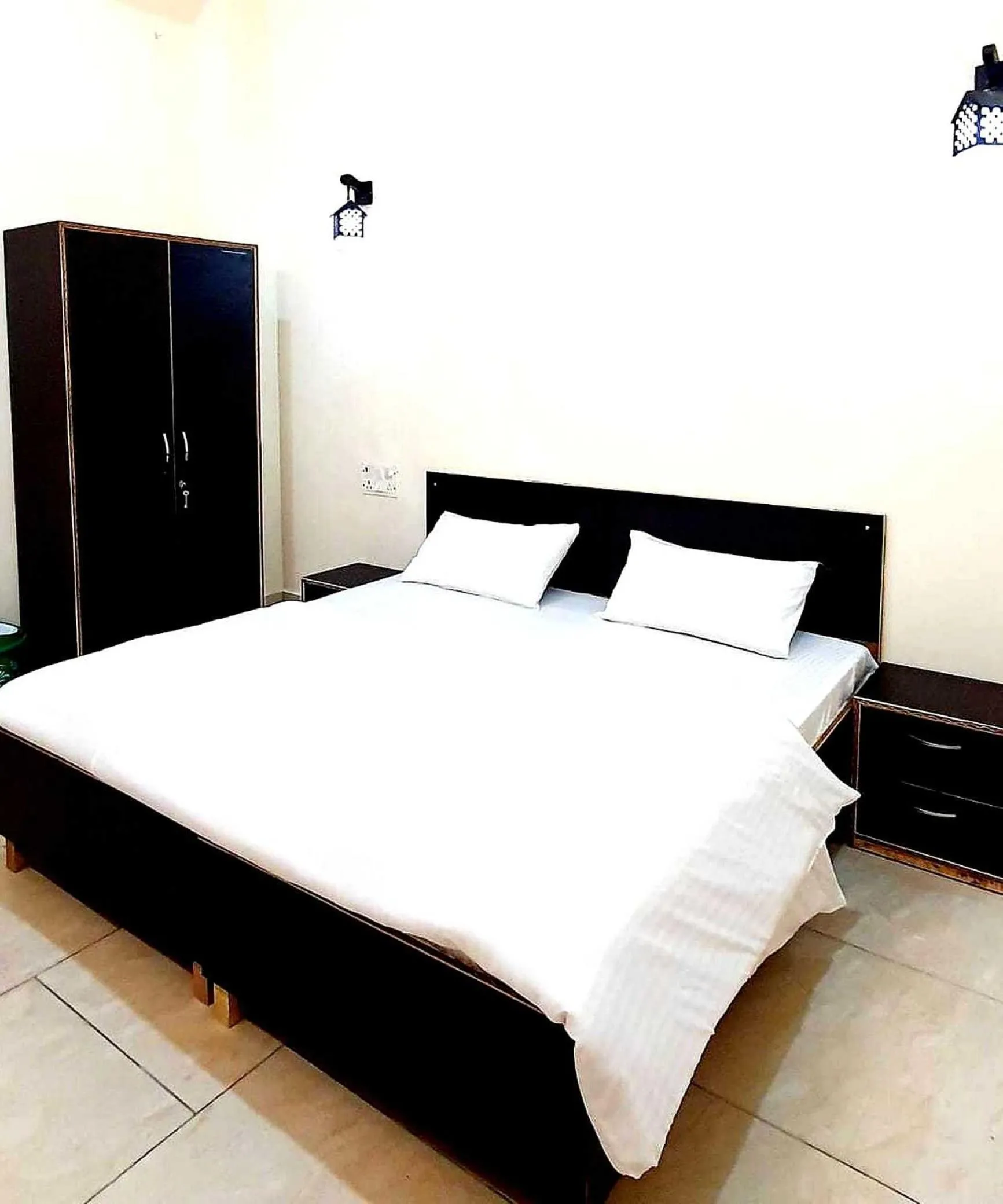 Bedroom in Hotel O S.K.GOLD