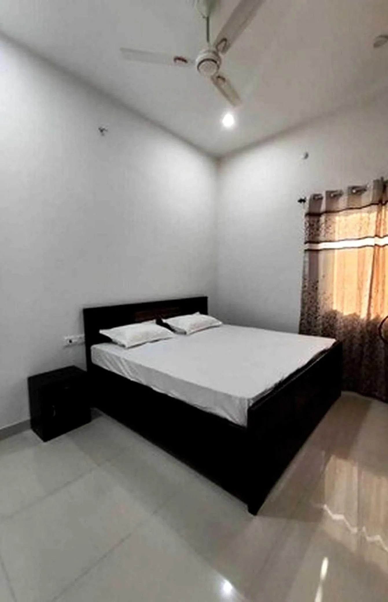 Bedroom in Hotel O S.K.GOLD