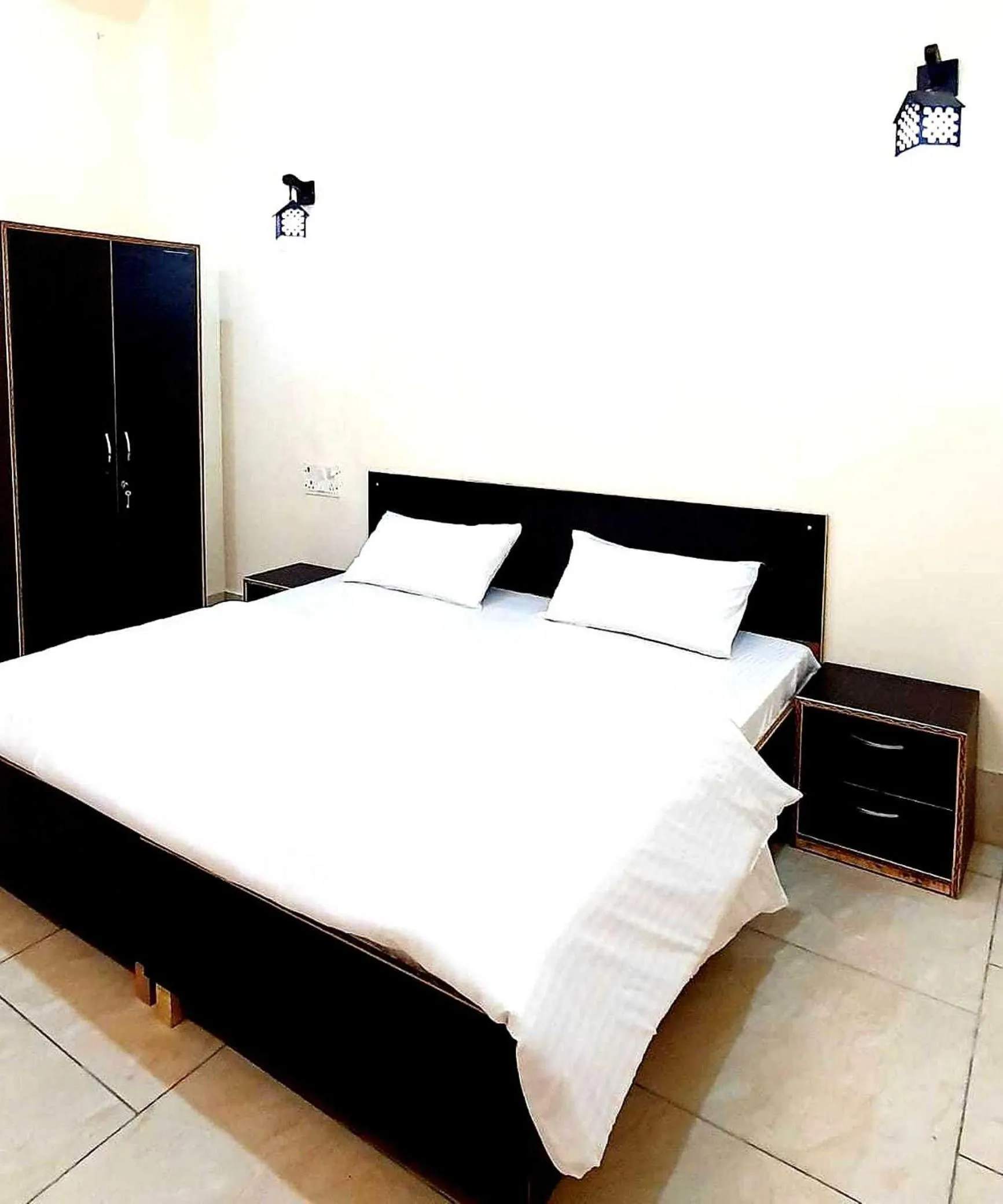 Bedroom in Hotel O S.K.GOLD