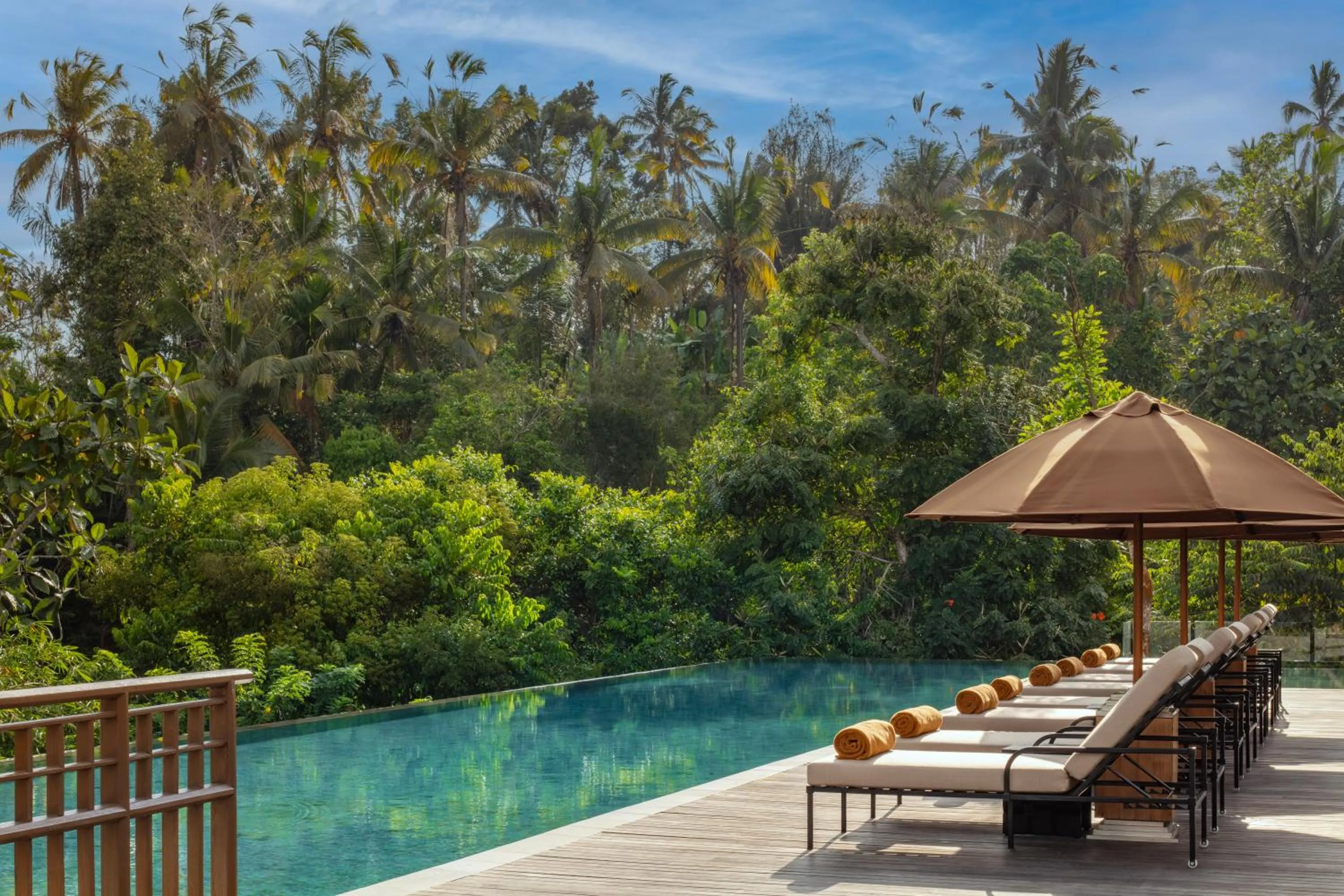 Swimming pool in Anantara Ubud Bali Resort