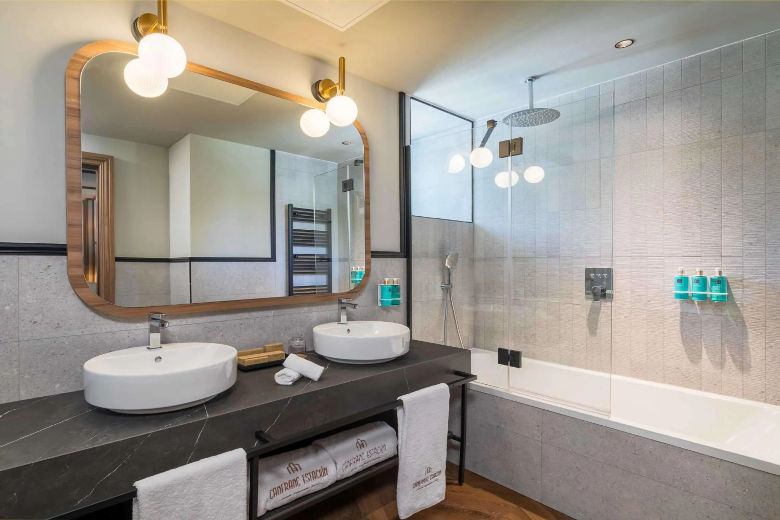 Bathroom in Canfranc Estación, a Royal Hideaway Hotel - Gran Lujo
