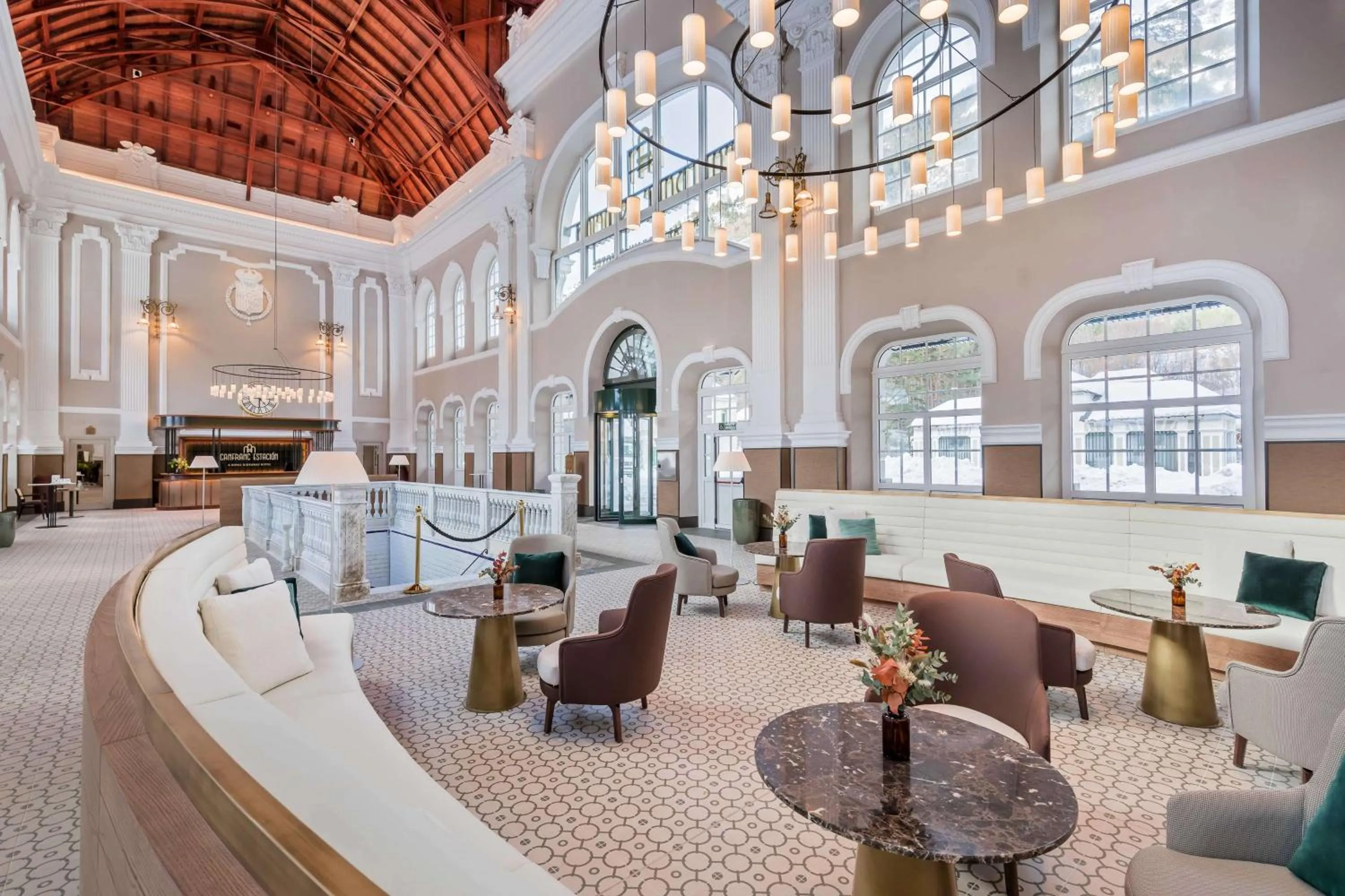 Lobby or reception in Canfranc Estación, a Royal Hideaway Hotel - Gran Lujo