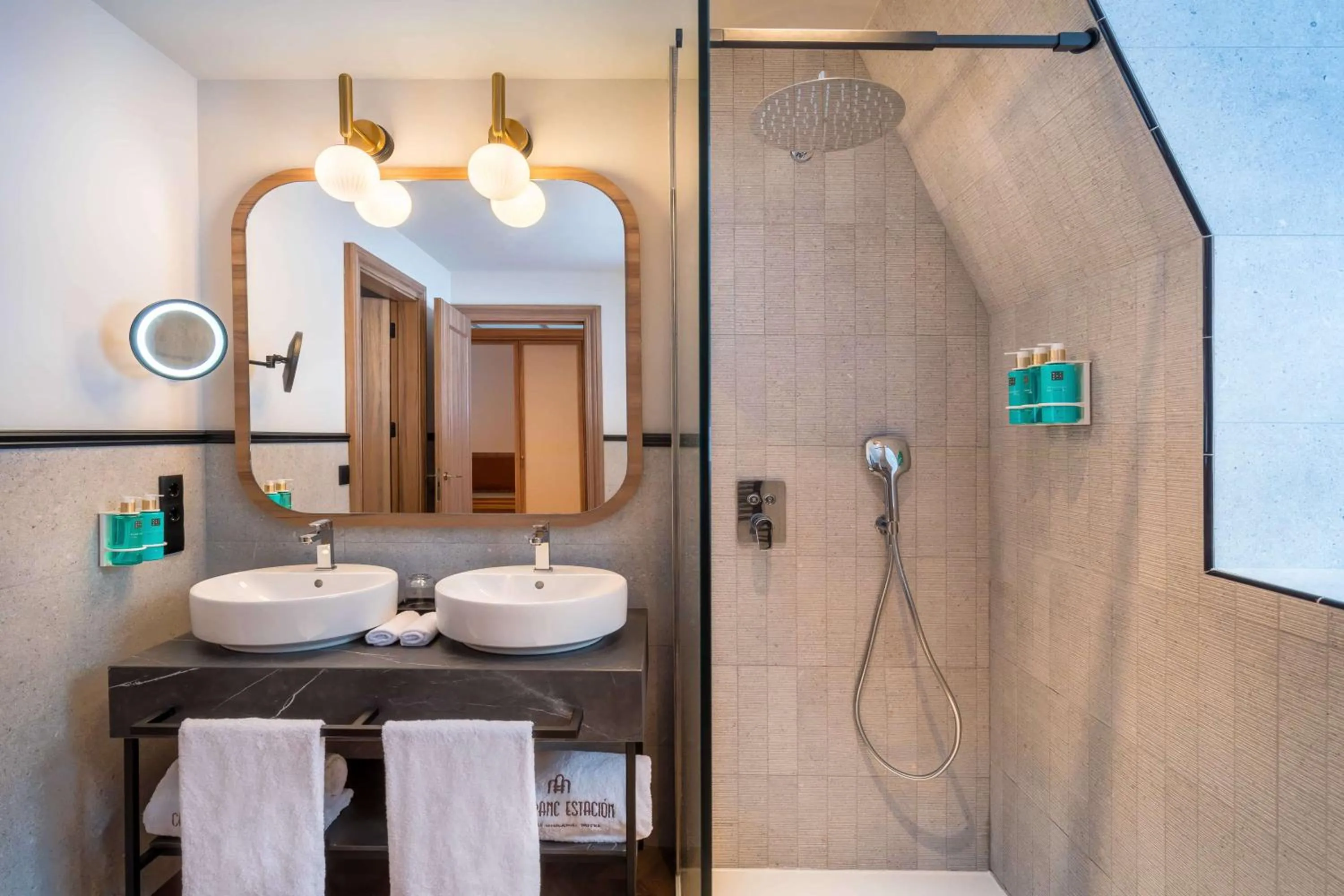 Bathroom in Canfranc Estación, a Royal Hideaway Hotel - Gran Lujo