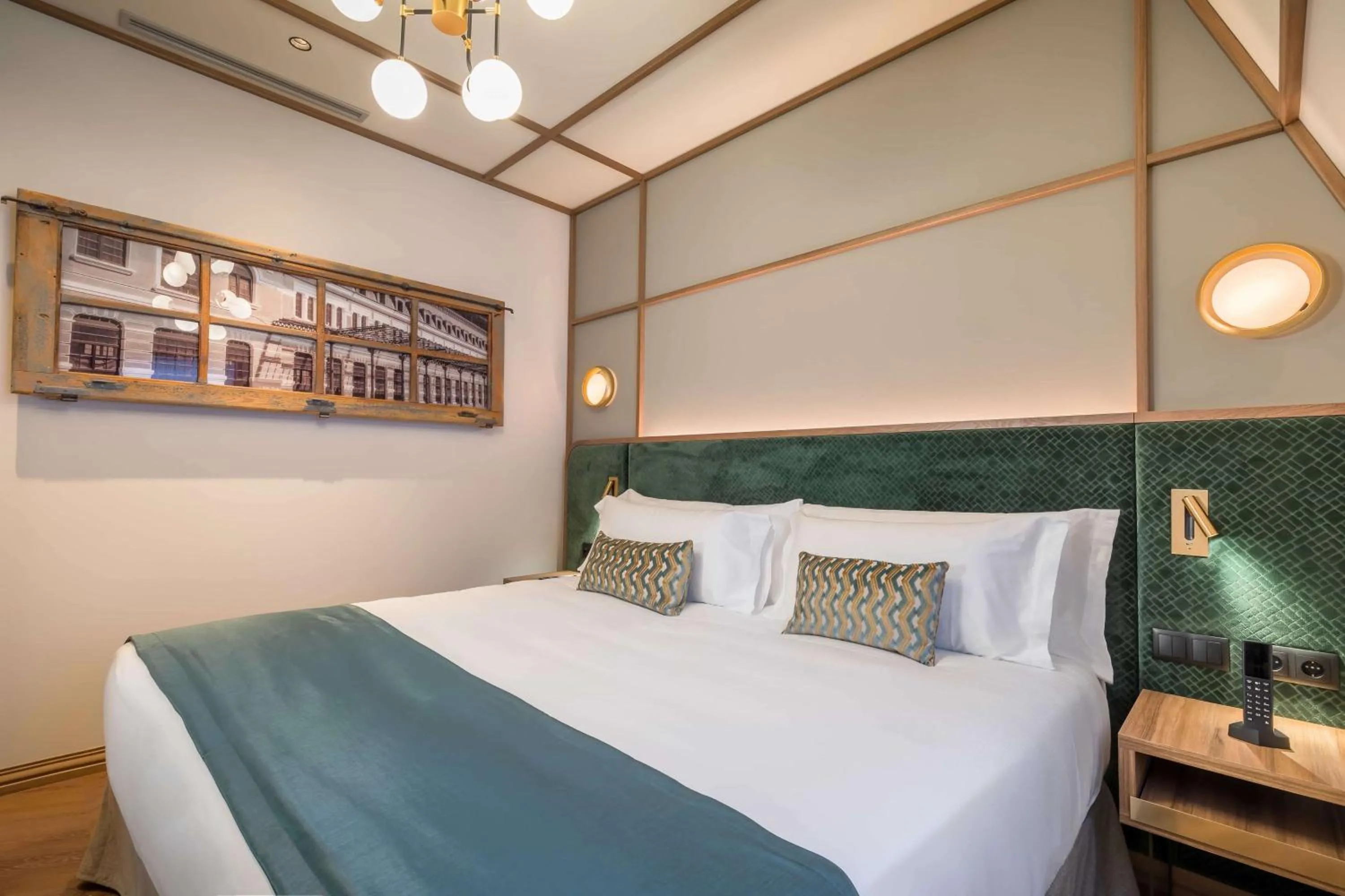 Photo of the whole room, Bed in Canfranc Estación, a Royal Hideaway Hotel - Gran Lujo