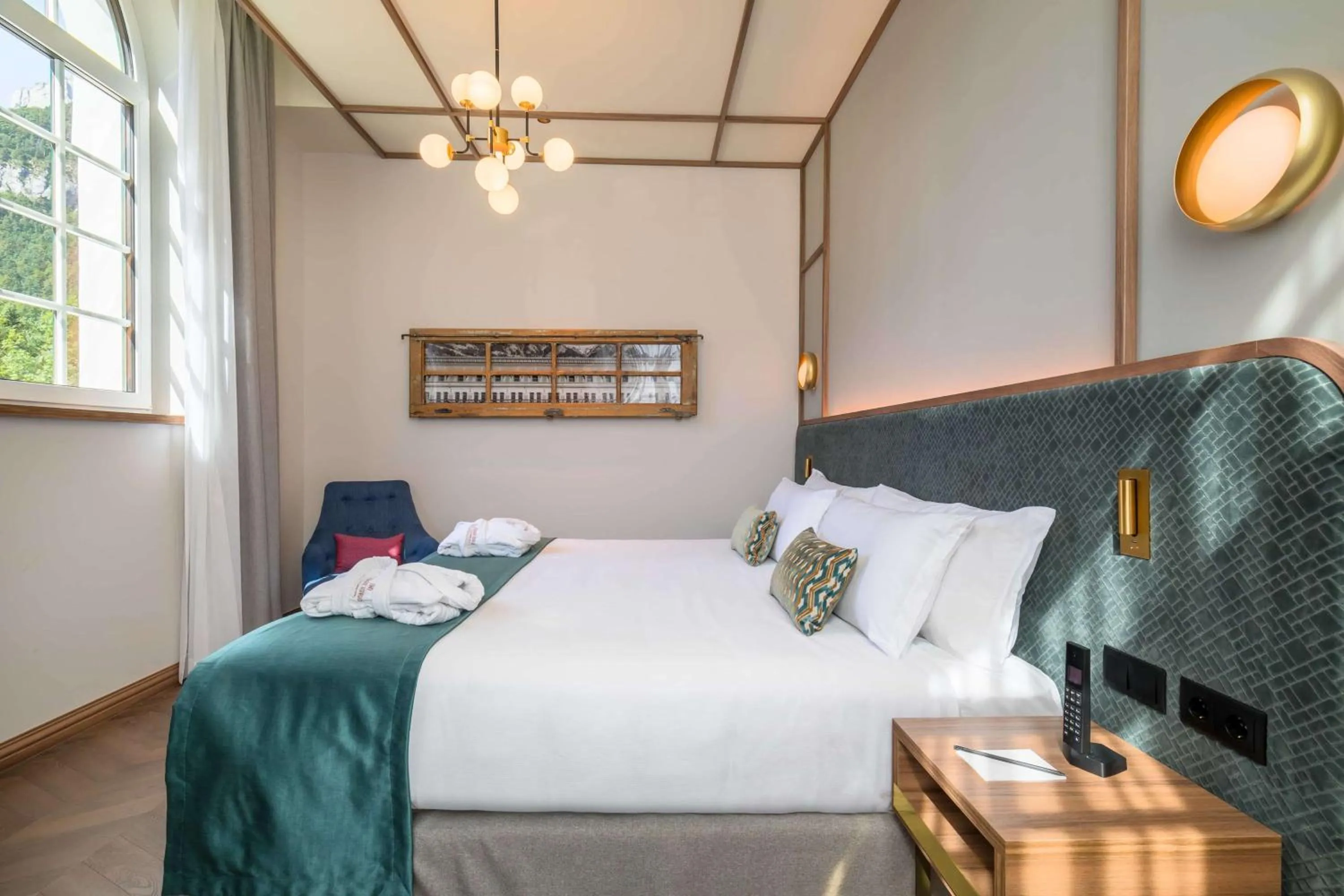 Photo of the whole room, Bed in Canfranc Estación, a Royal Hideaway Hotel - Gran Lujo