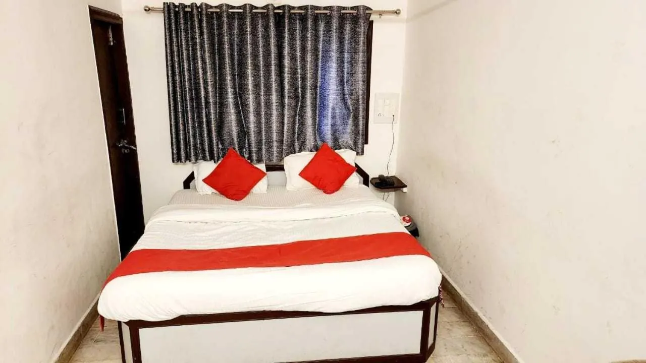 Bedroom, Bed in Hotel O Capital