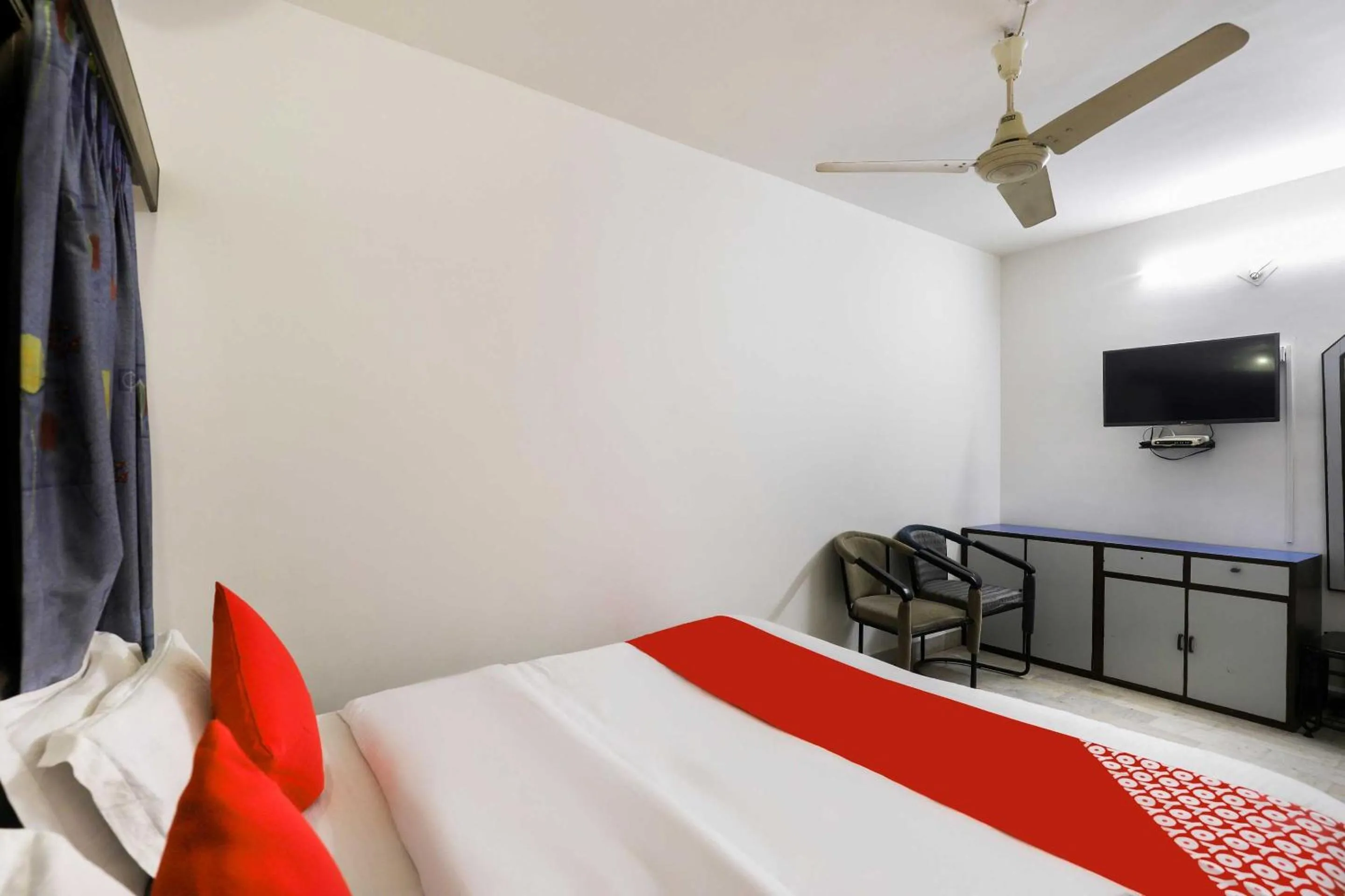 Bedroom, Bed in Hotel O Capital
