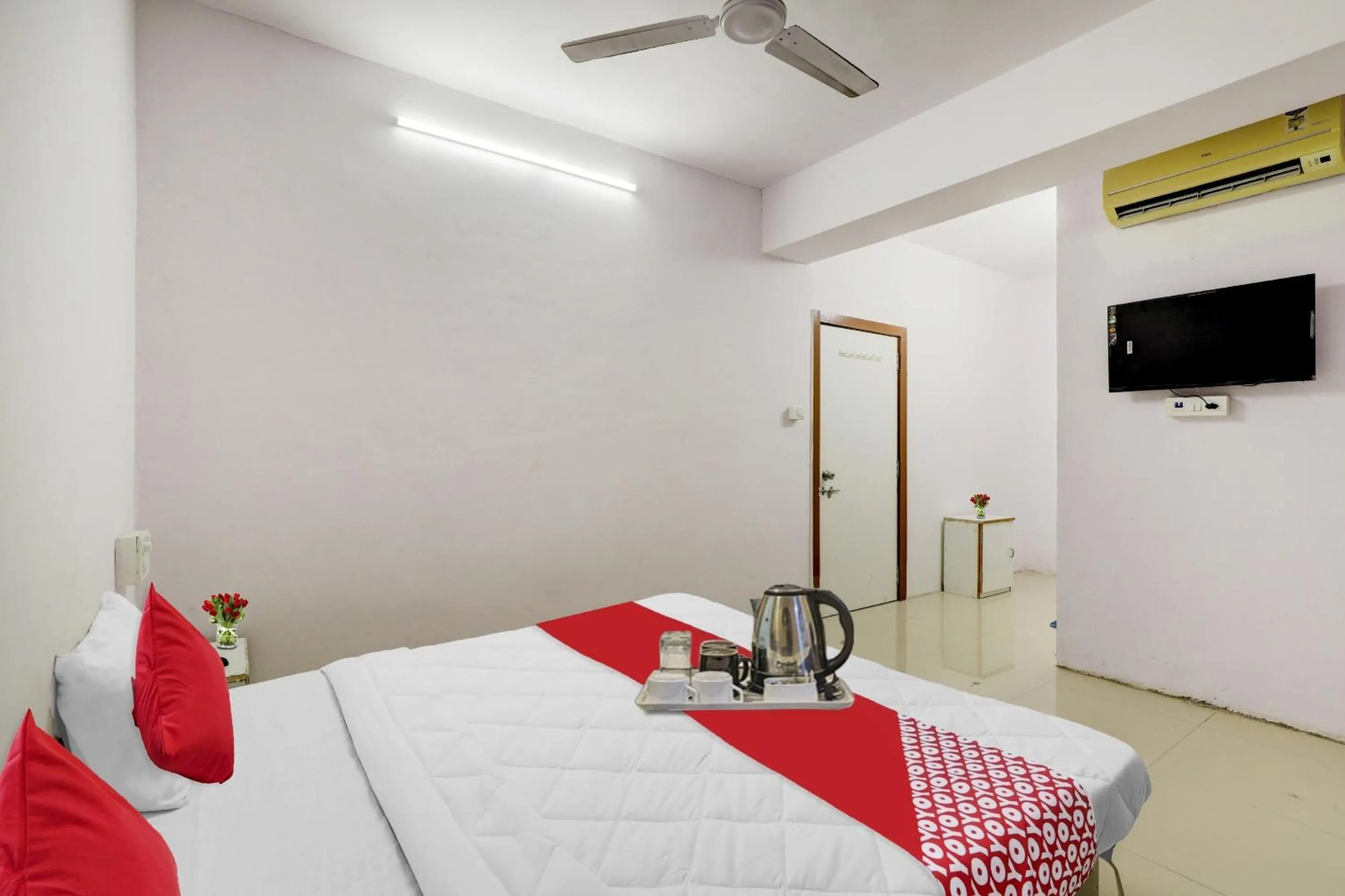 Bedroom, Bed in Hotel O Cozy Rooms