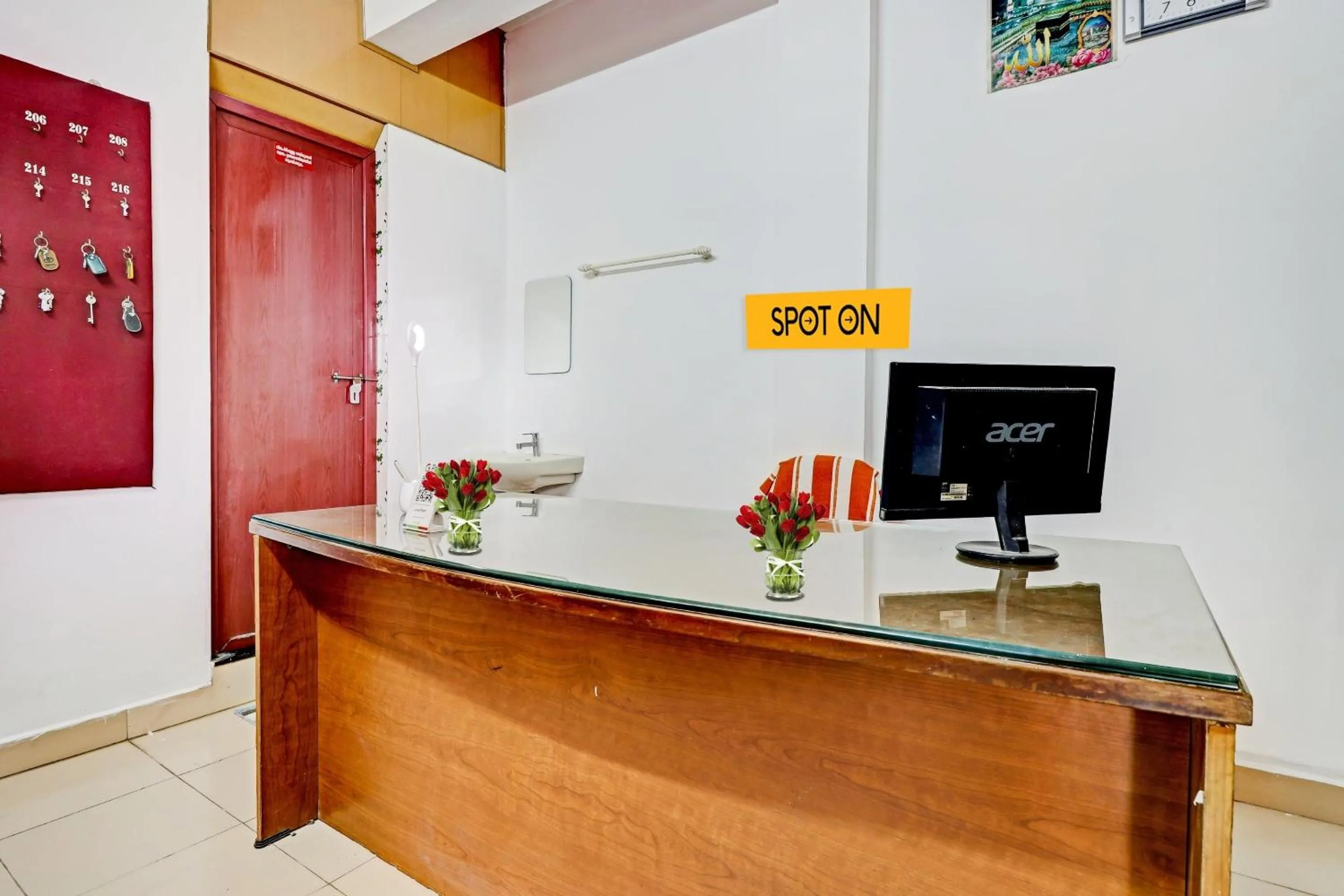 SPOT ON Taaza Residency