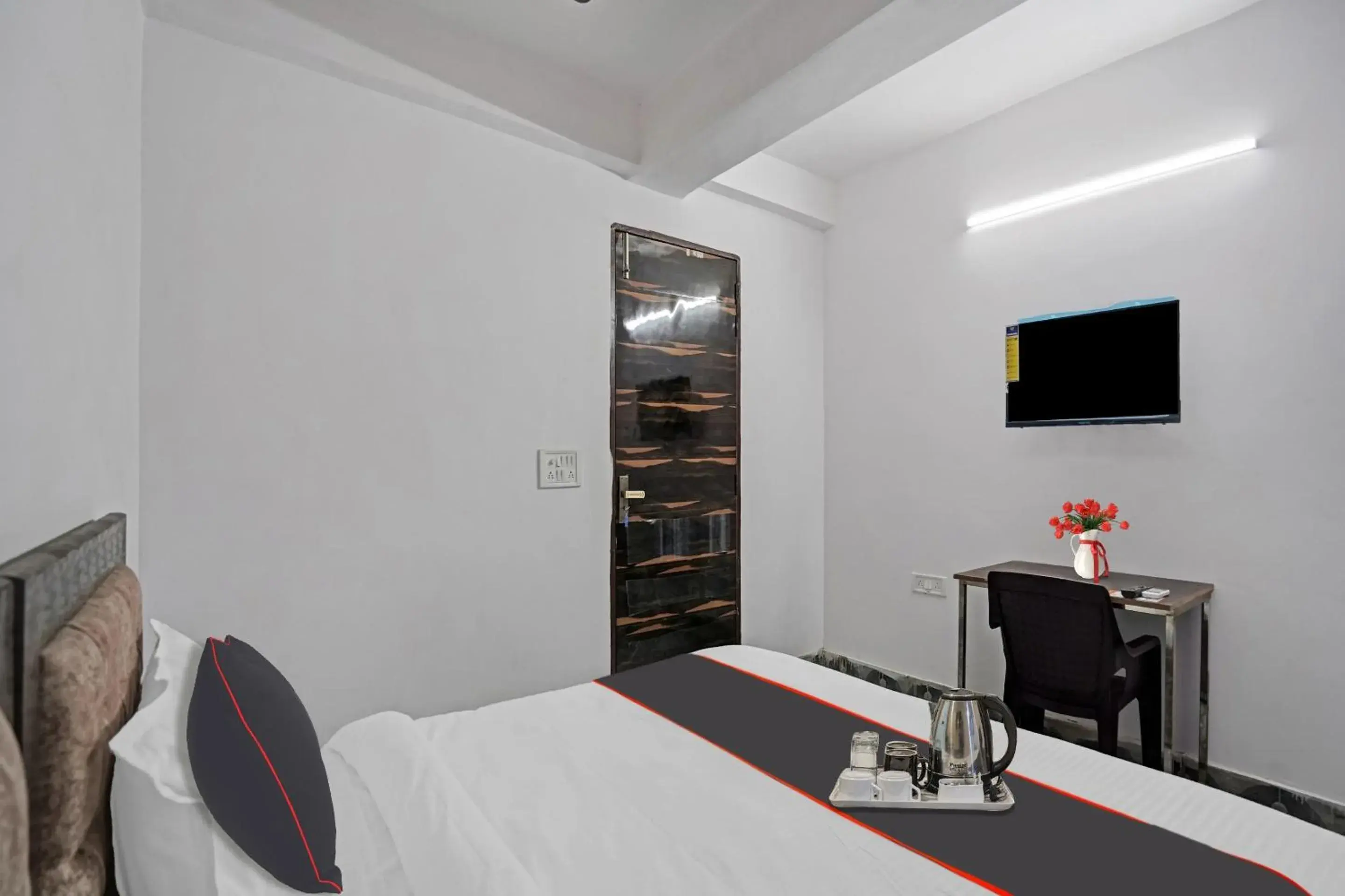 Lobby or reception, Bed in Hotel O SK Residency Rohini Lobby or reception, Bed in Hotel O SK Residency Rohini