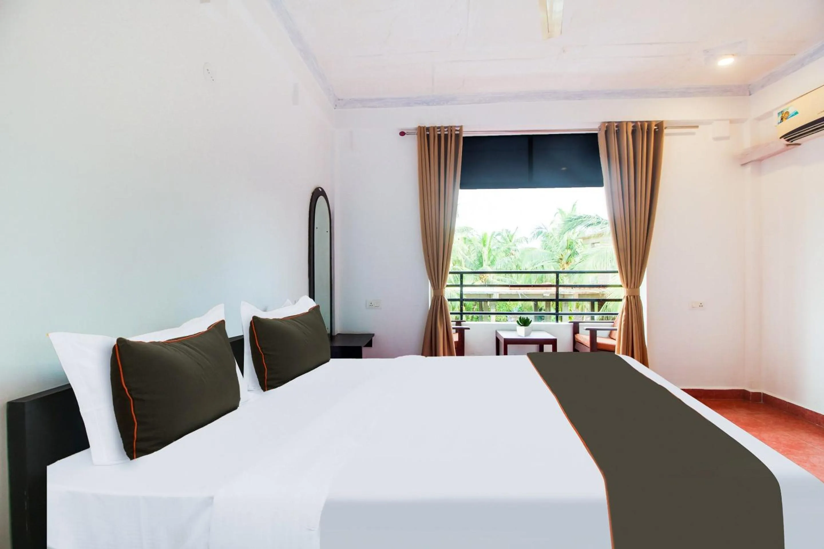 Bedroom, Bed in Collection O Bay