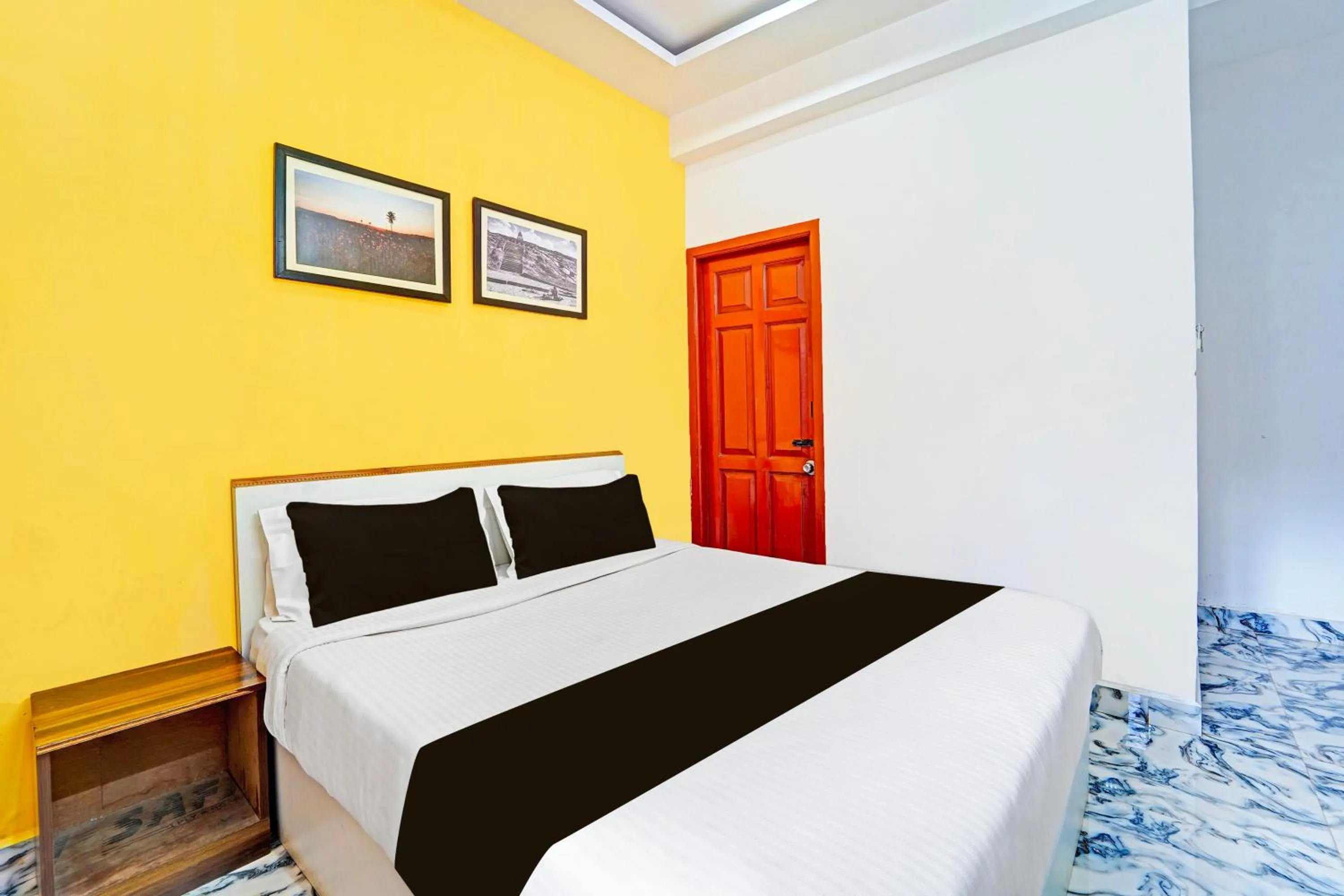 Bedroom, Bed in Super Hotel O Vijaynagar Road Formerly Anmol Peace Stay