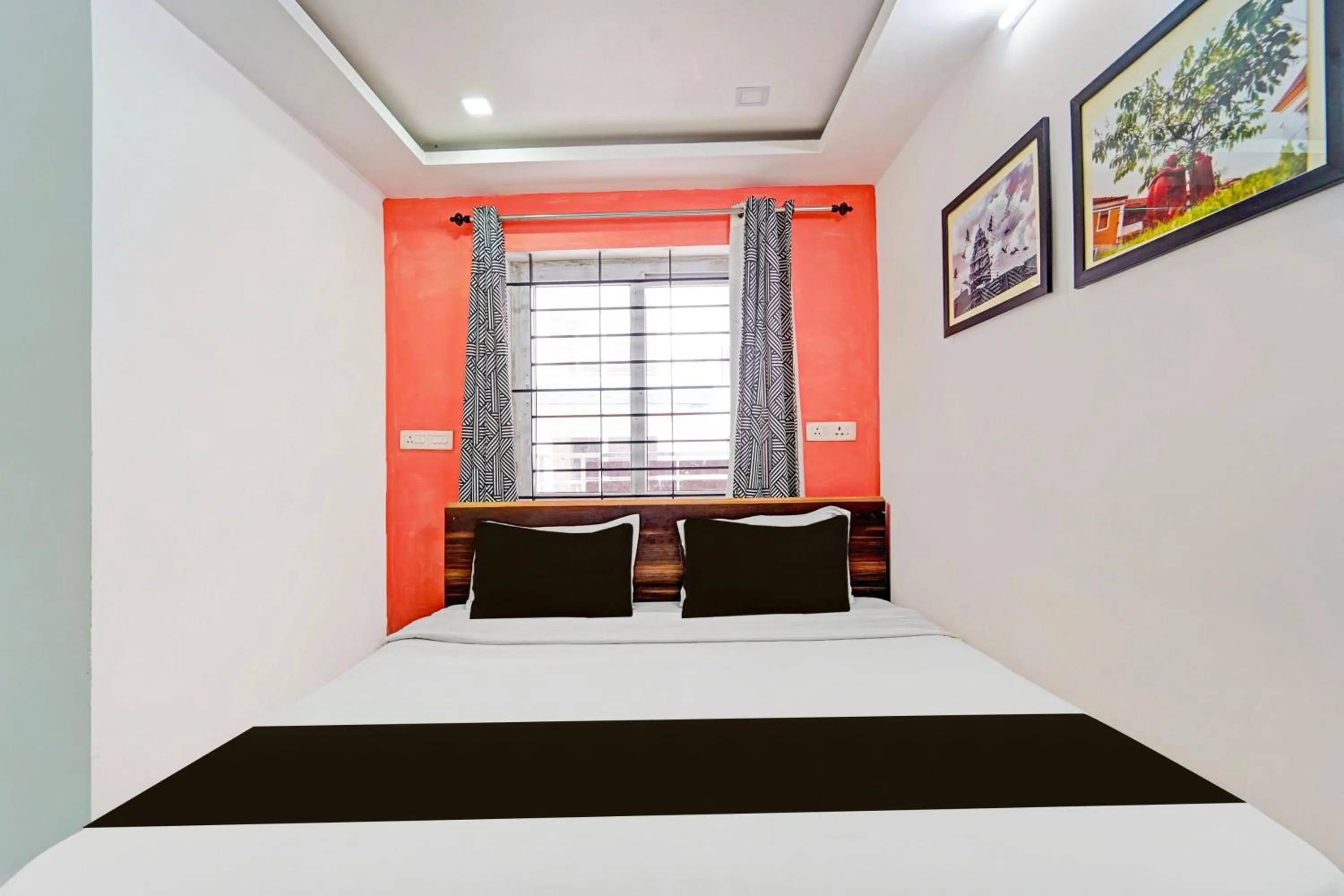 Bedroom in Super Hotel O Vijaynagar Road Formerly Anmol Peace Stay