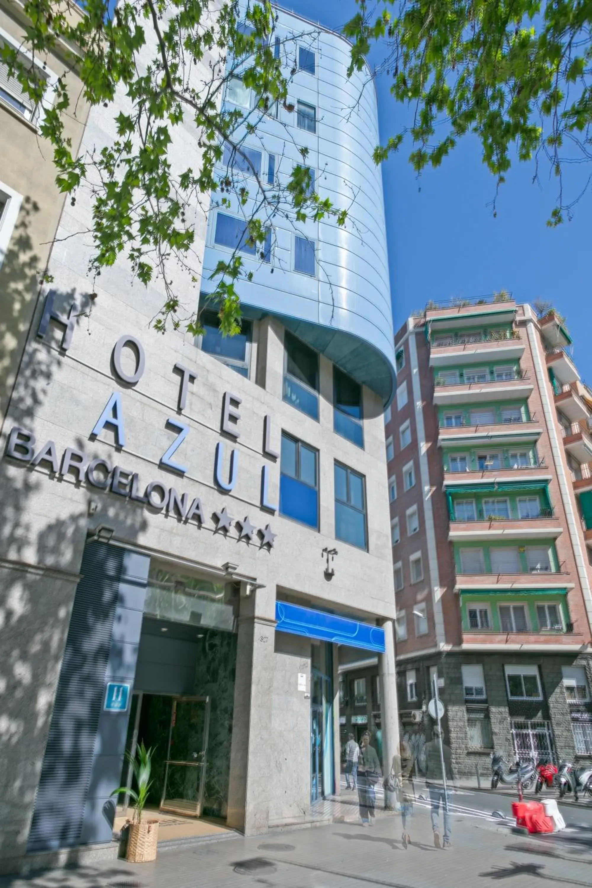 Property building in Hotel Acta Azul Barcelona Property building in Hotel Acta Azul Barcelona