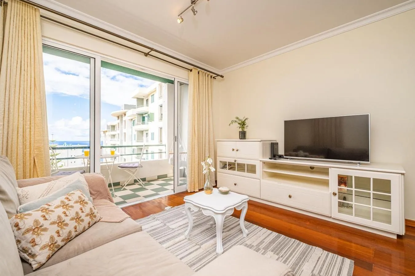 Bellemar Apartment by Homie