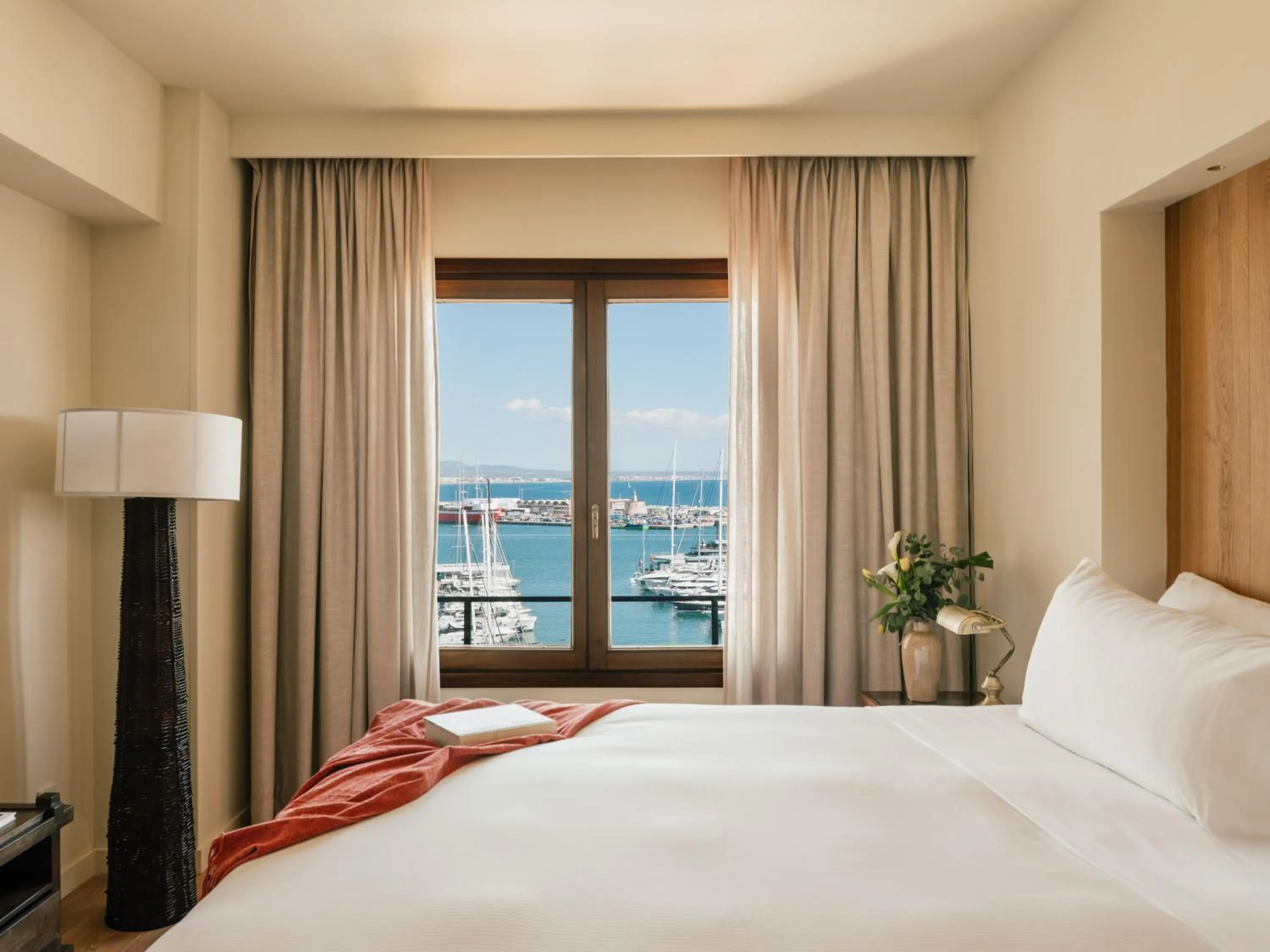 Bed in Hotel Victoria Gran Meliá