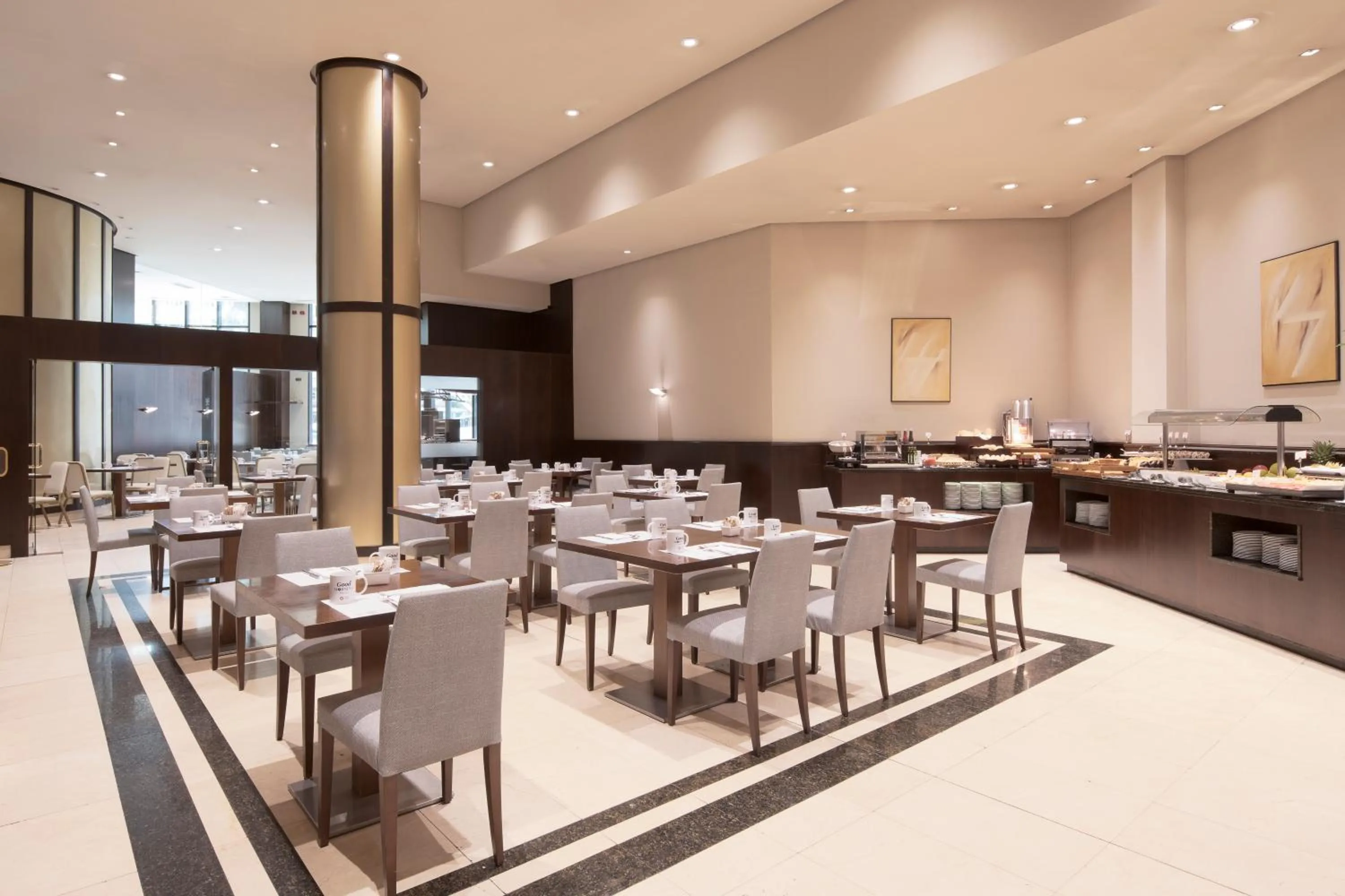 Breakfast in Exe Oviedo Centro