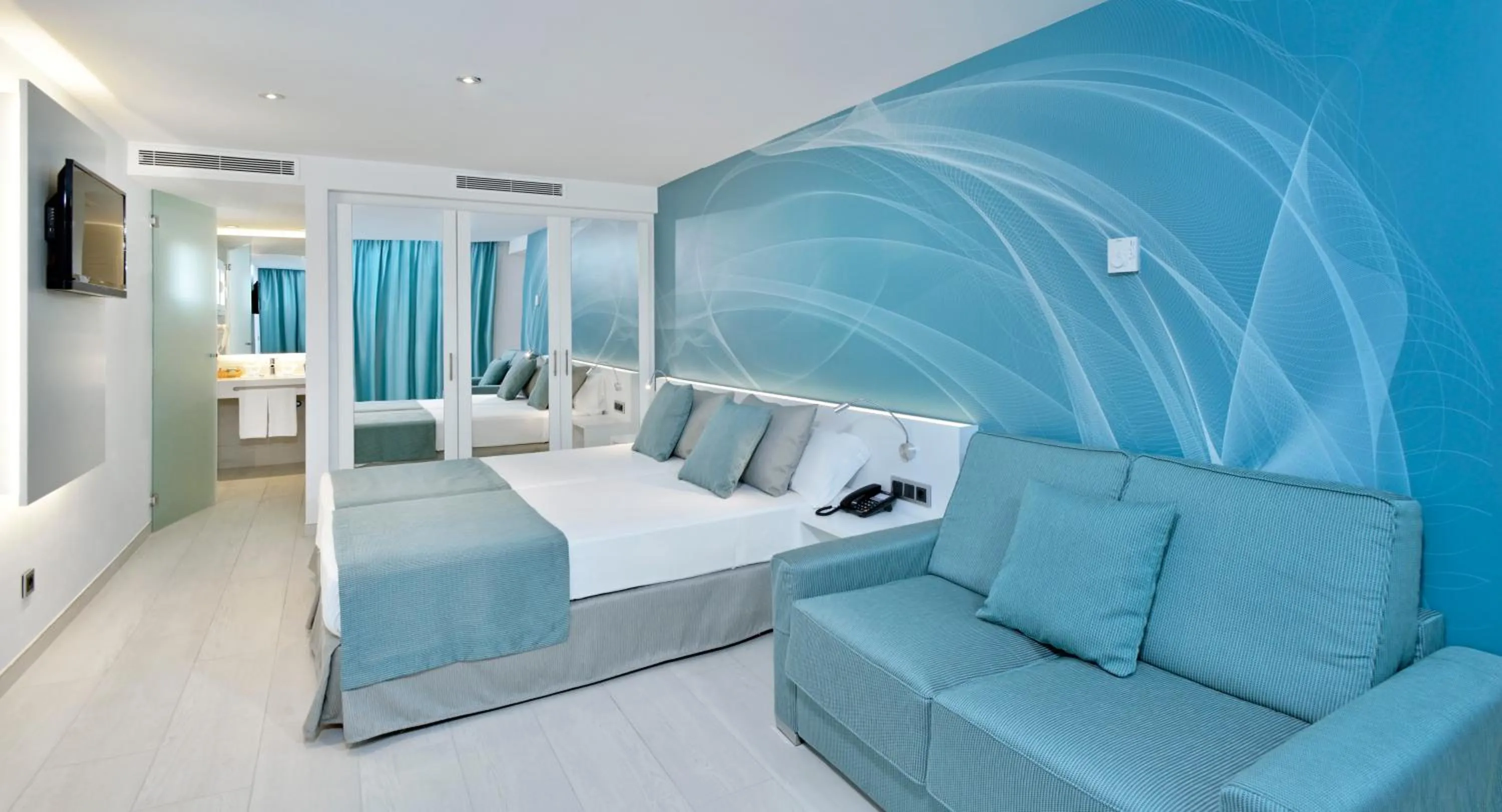 Other, Bed in Hotel Hispania