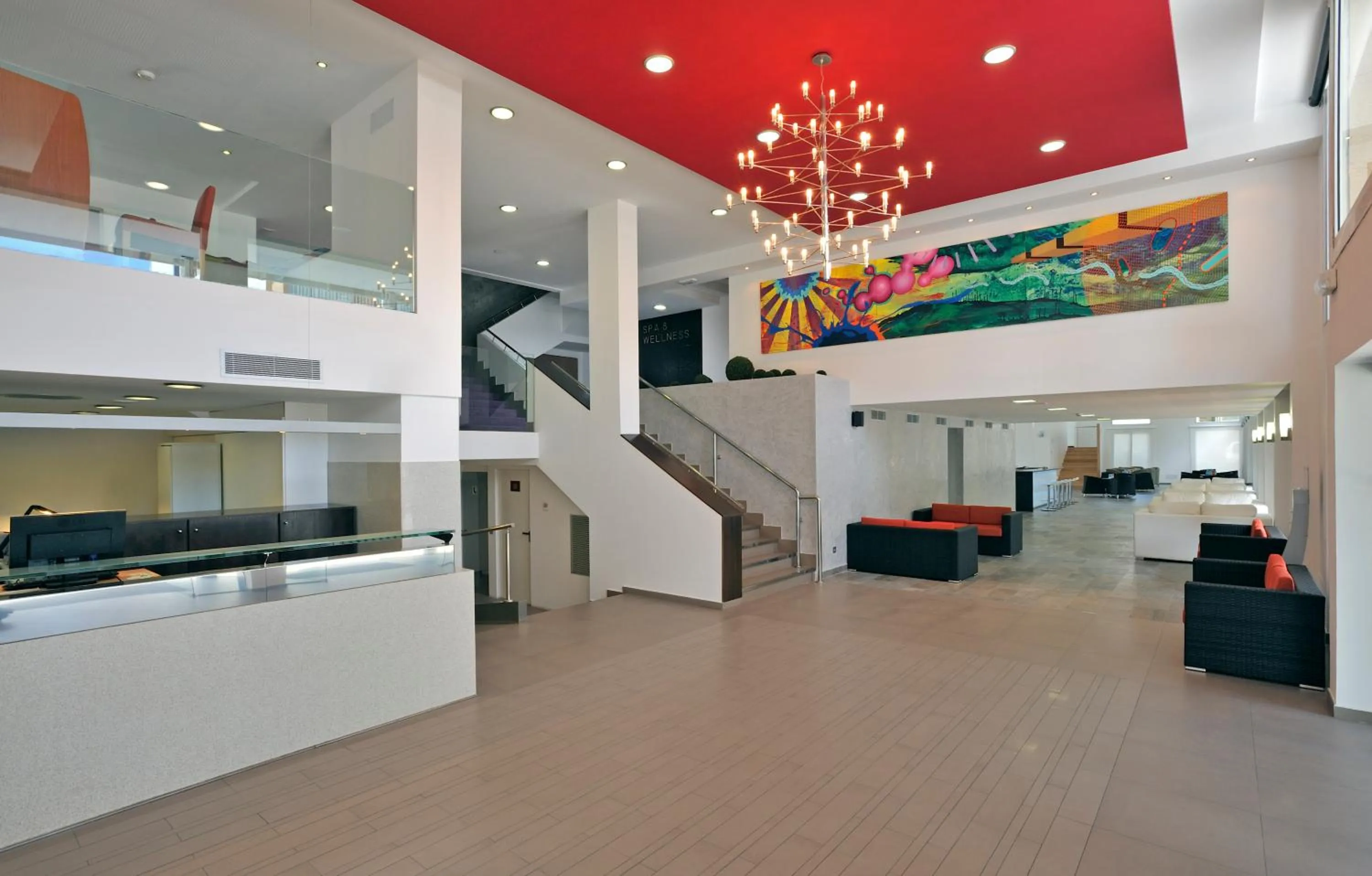 Communal lounge/ TV room in Hotel Hispania