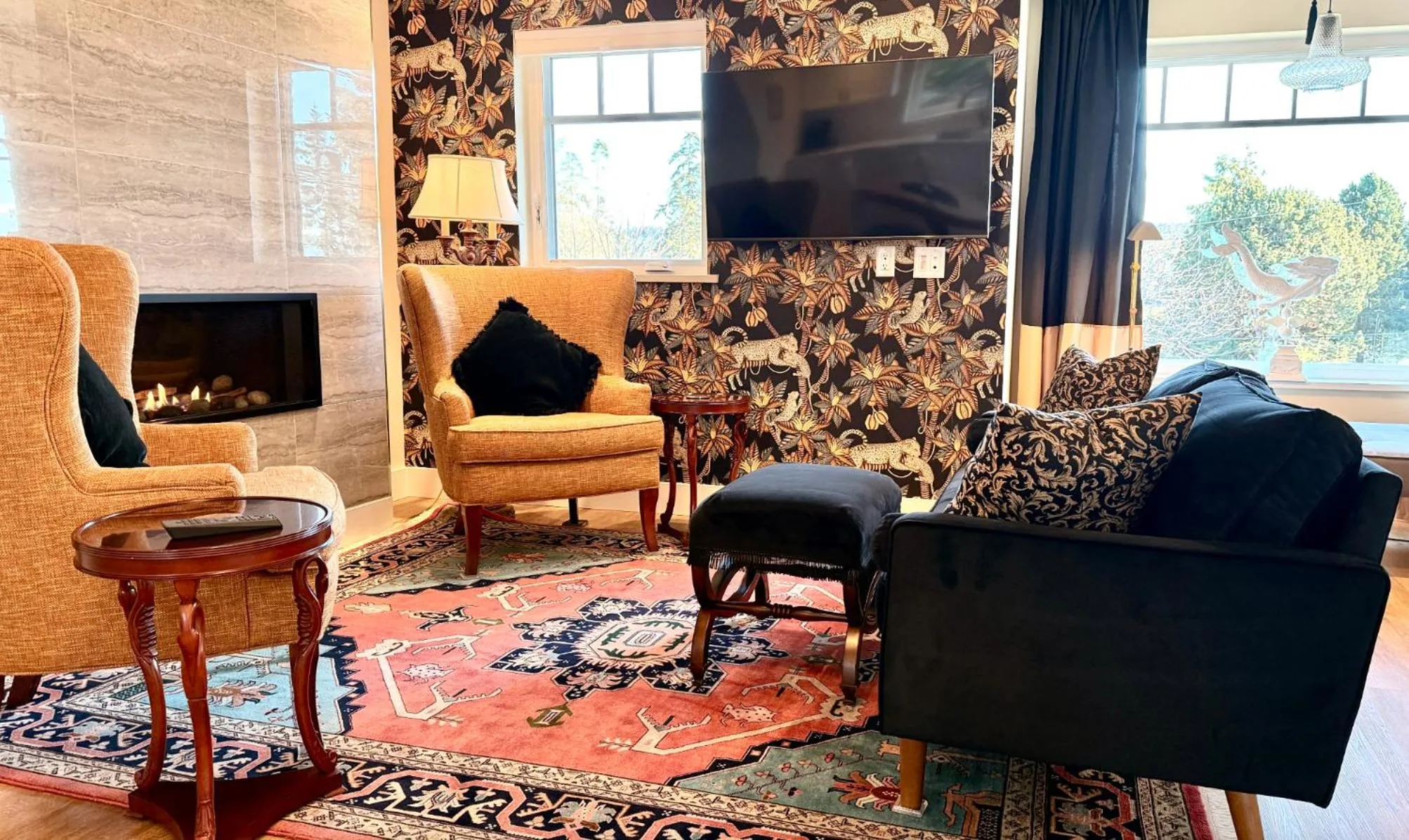 Living room in Seagull Studio Vacation Suite