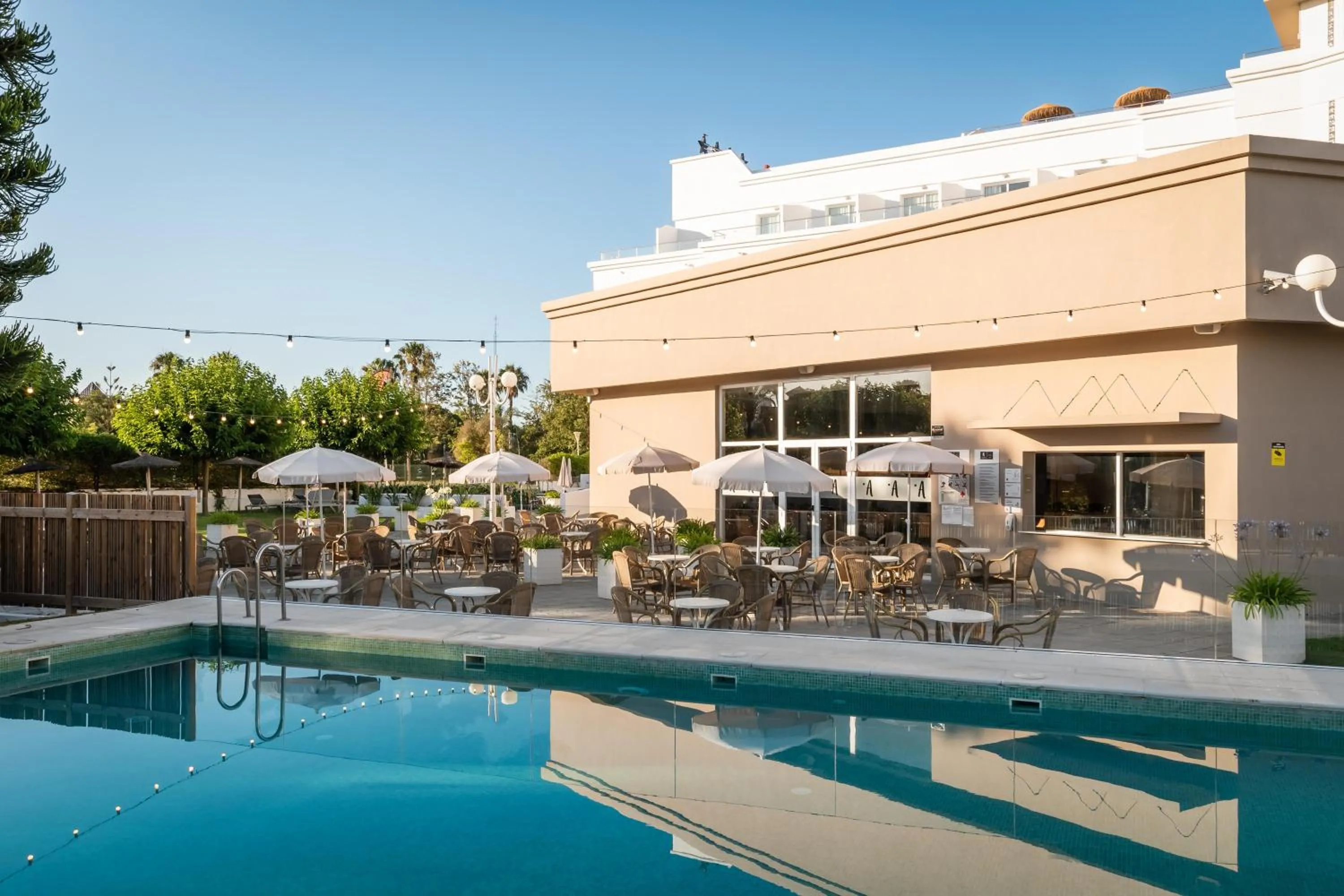 Swimming pool in ALEGRIA Costa Ballena Aquafun