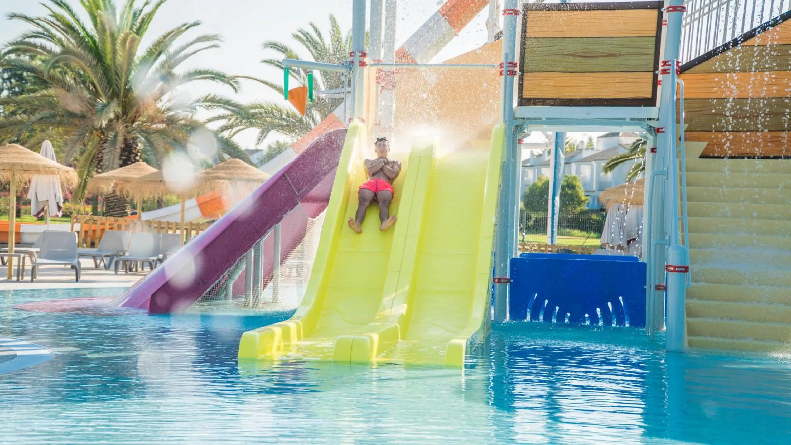 Swimming pool in ALEGRIA Costa Ballena Aquafun