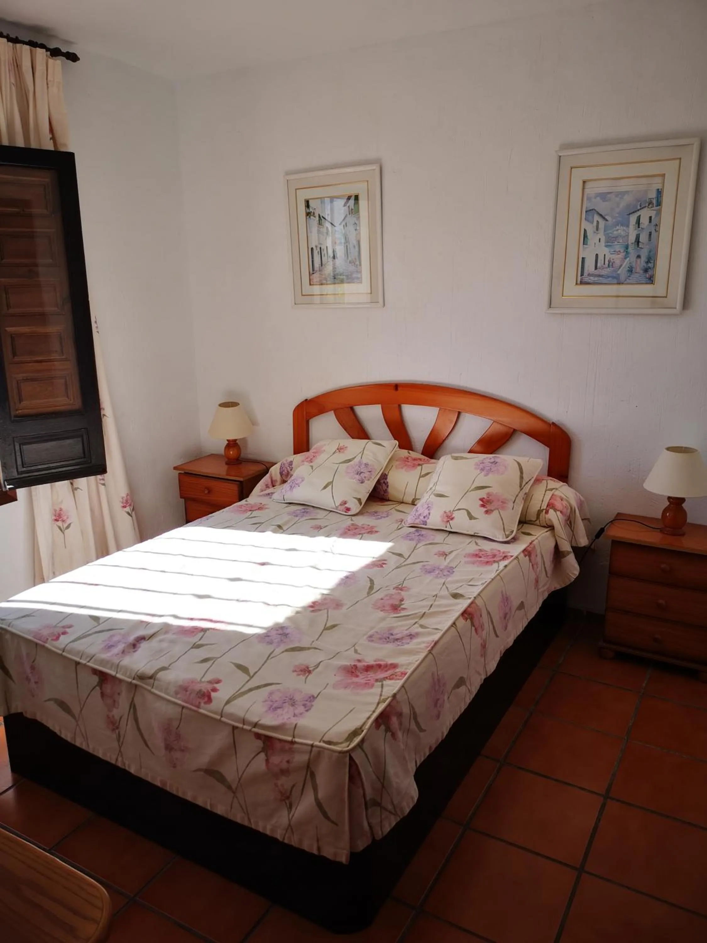 Bed in El Capistrano