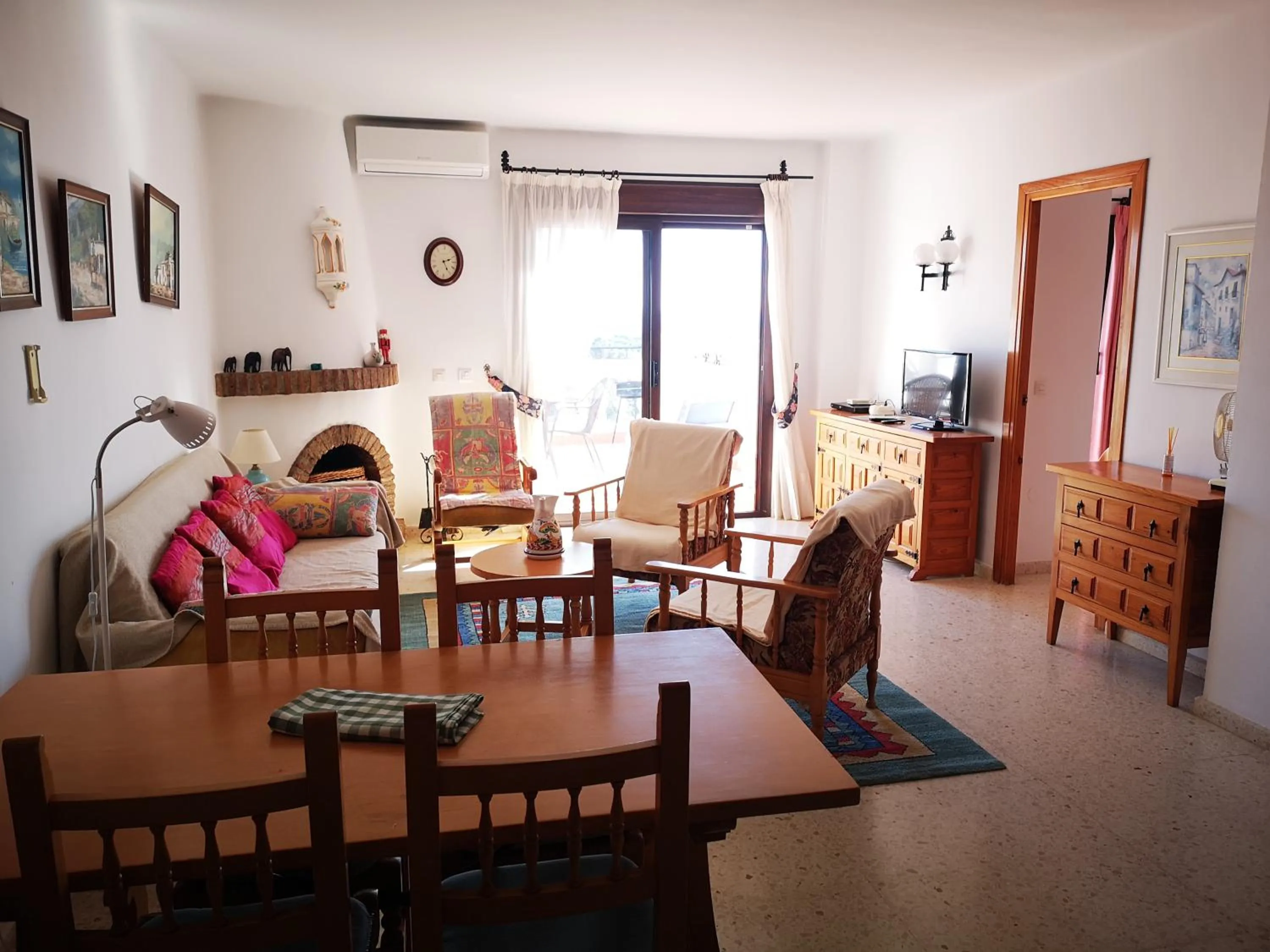 Dining area in El Capistrano