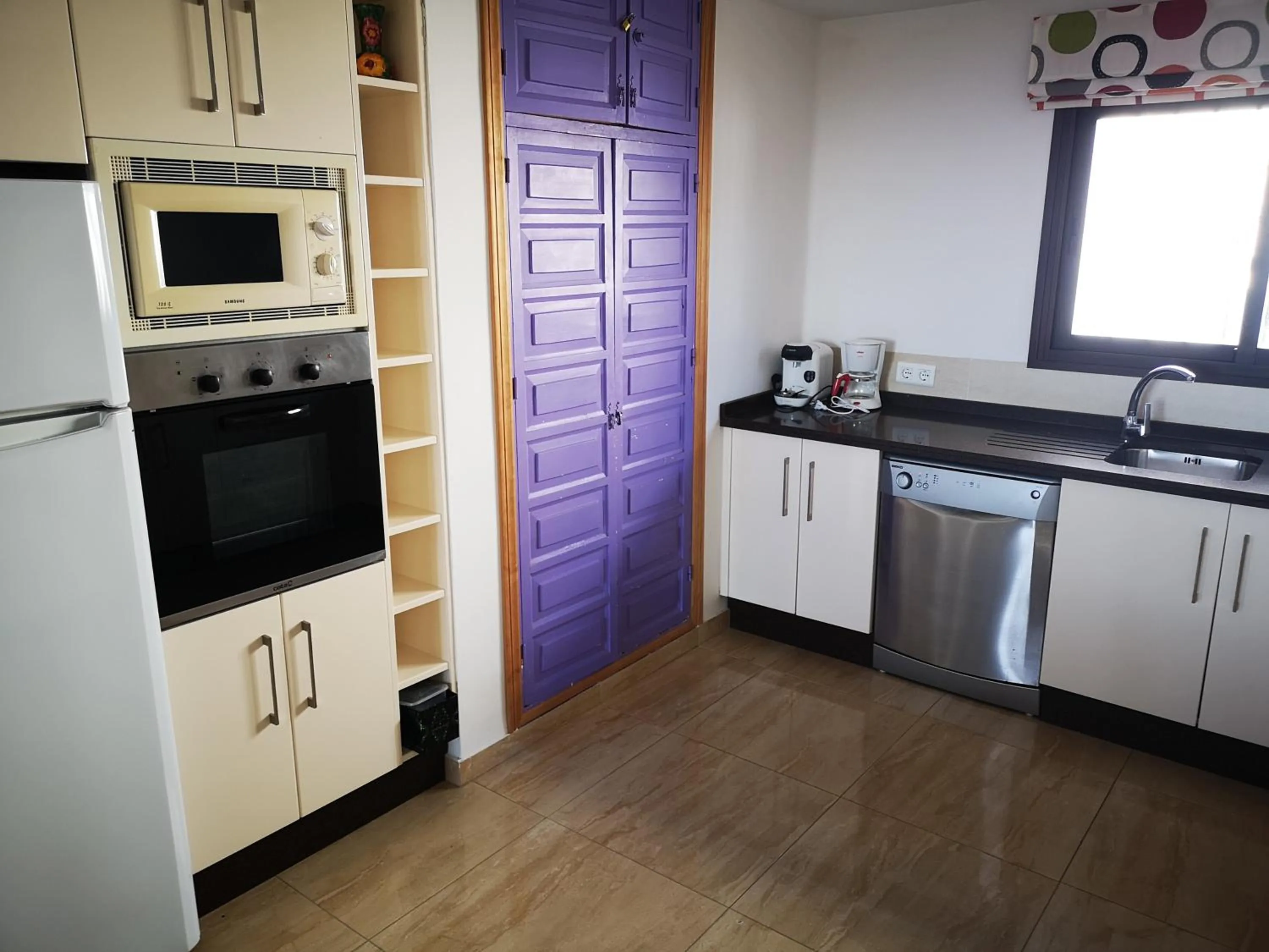 Kitchen or kitchenette in El Capistrano