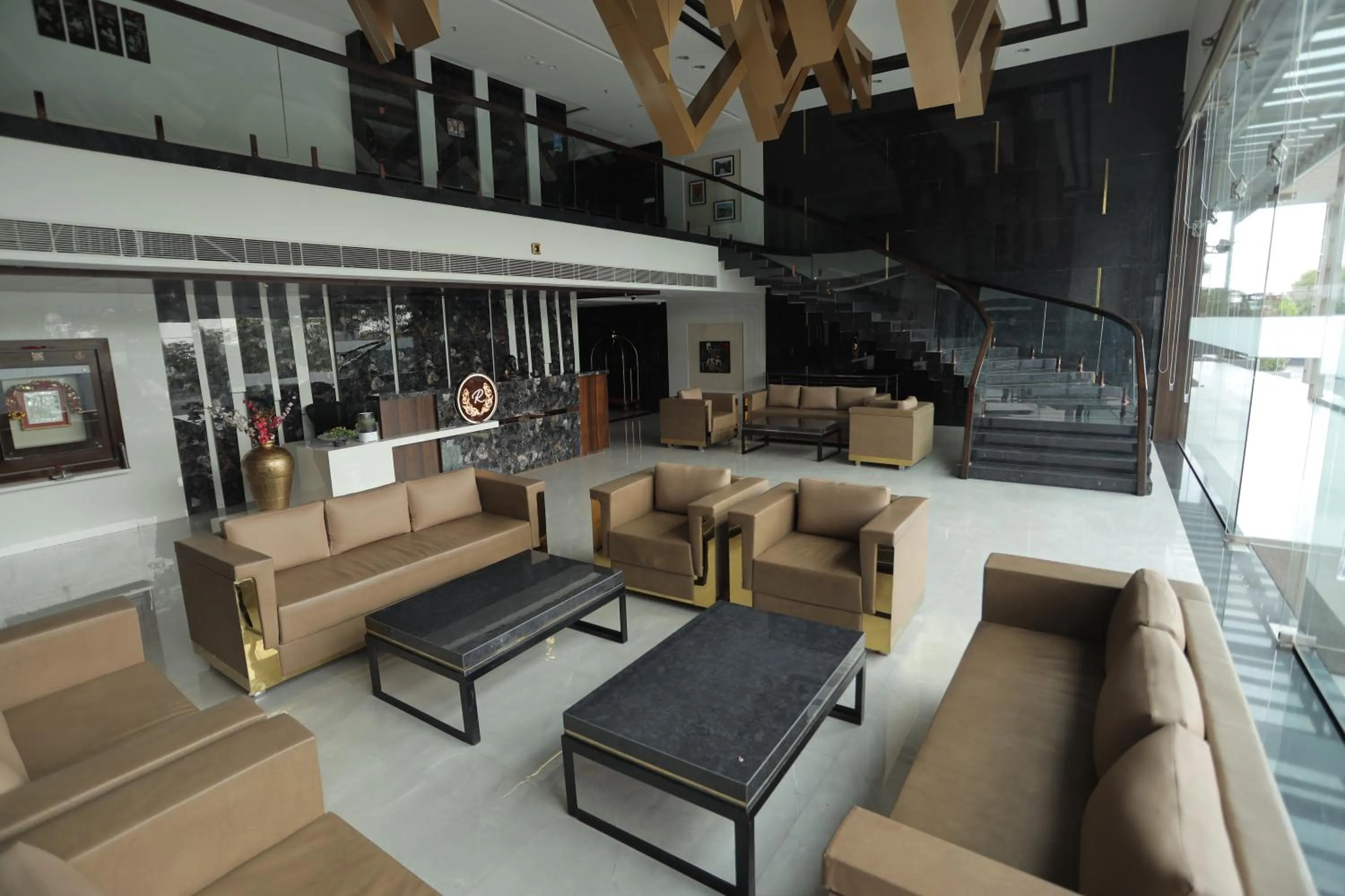 Lobby or reception in Ratnapriya hotel and resort