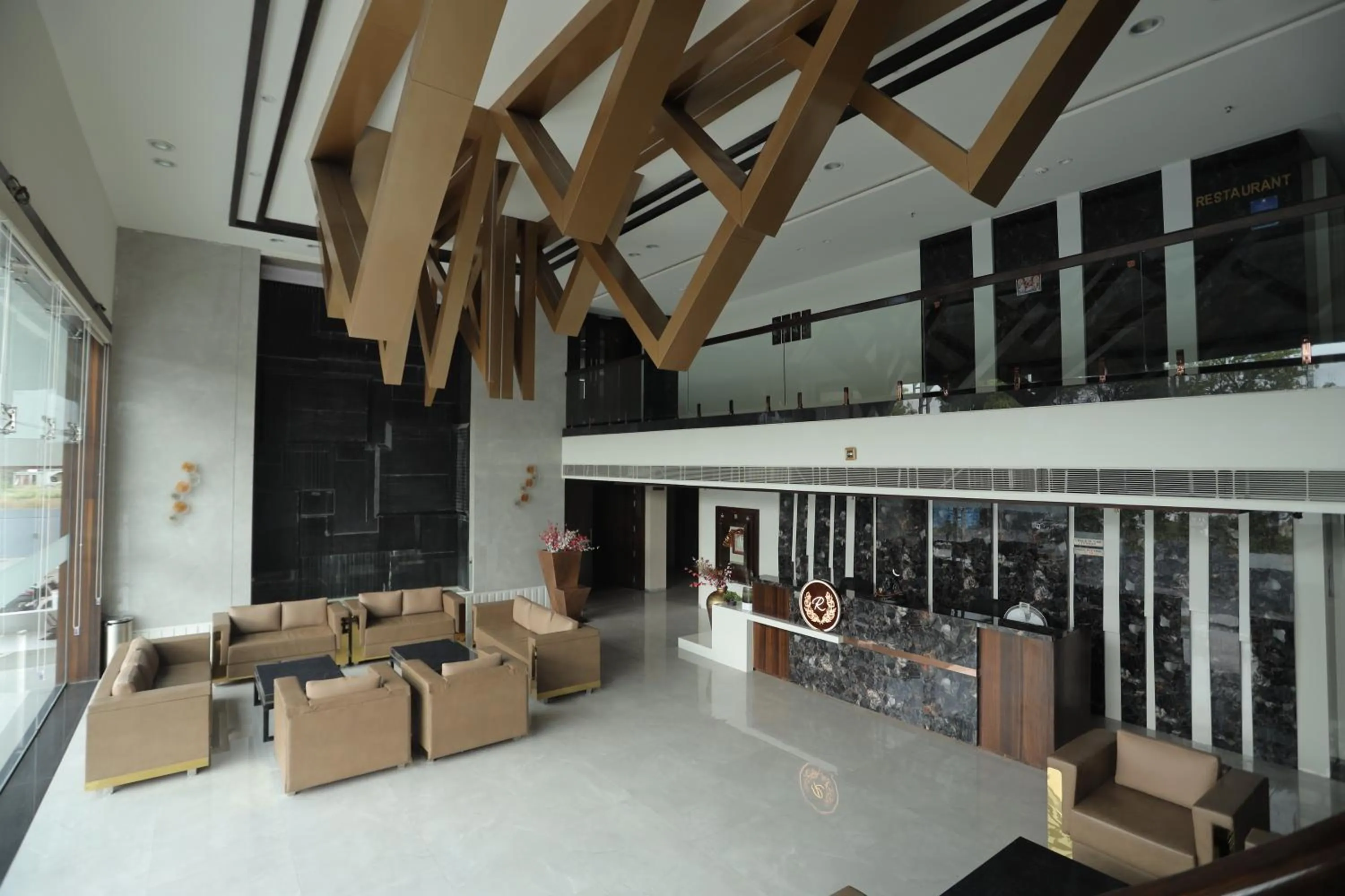 Lobby or reception in Ratnapriya hotel and resort