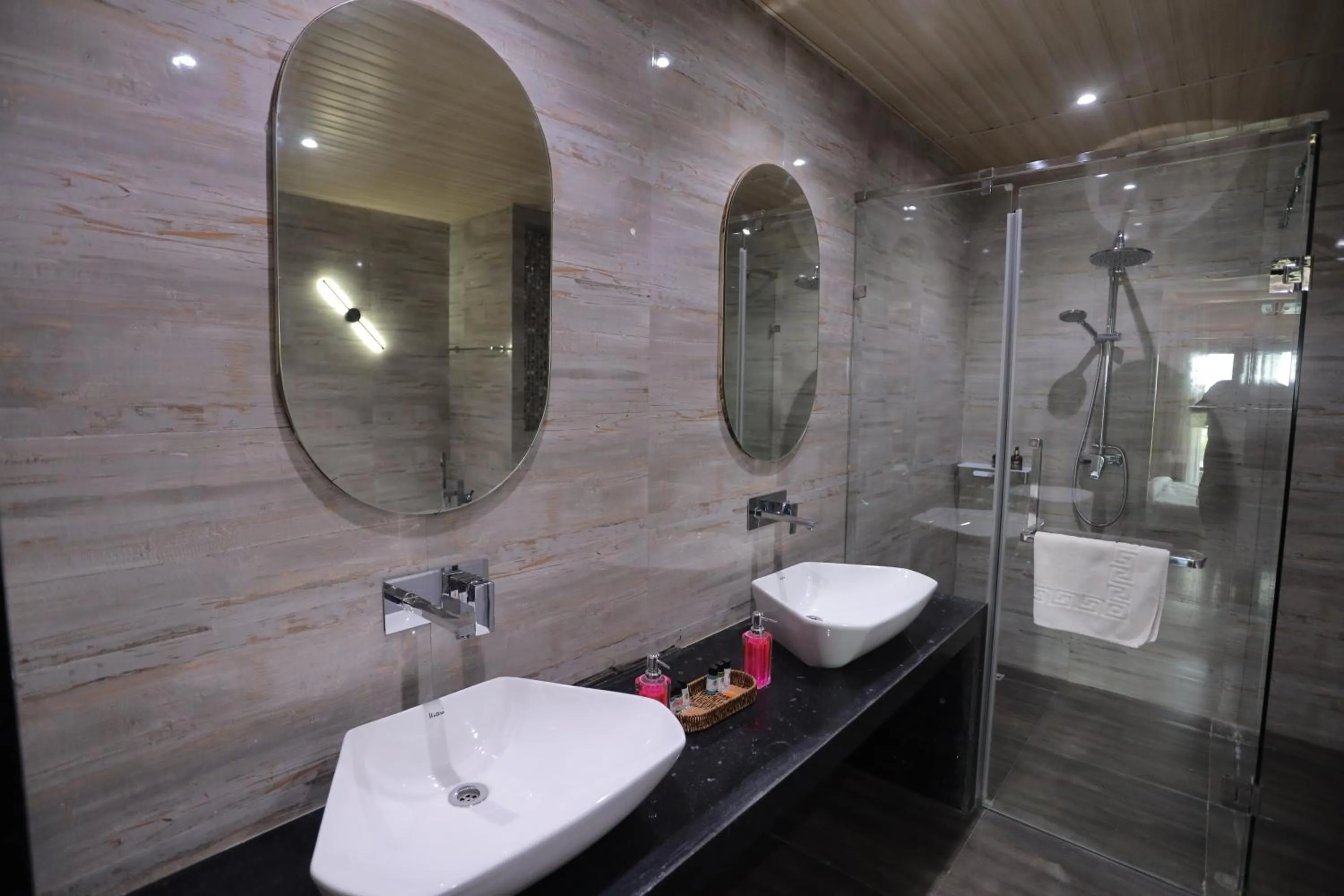 Toilet in Ratnapriya hotel and resort