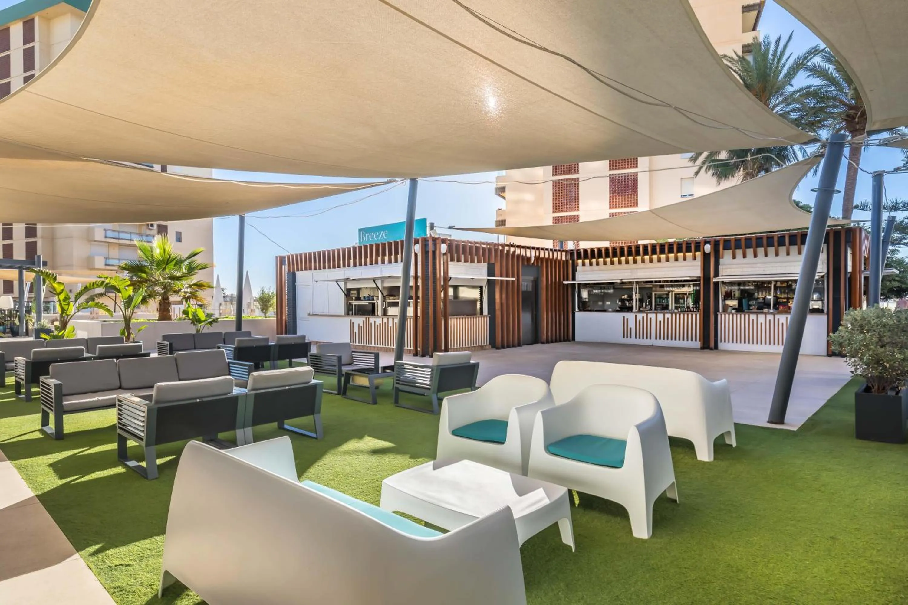 Lounge or bar in Occidental Fuengirola