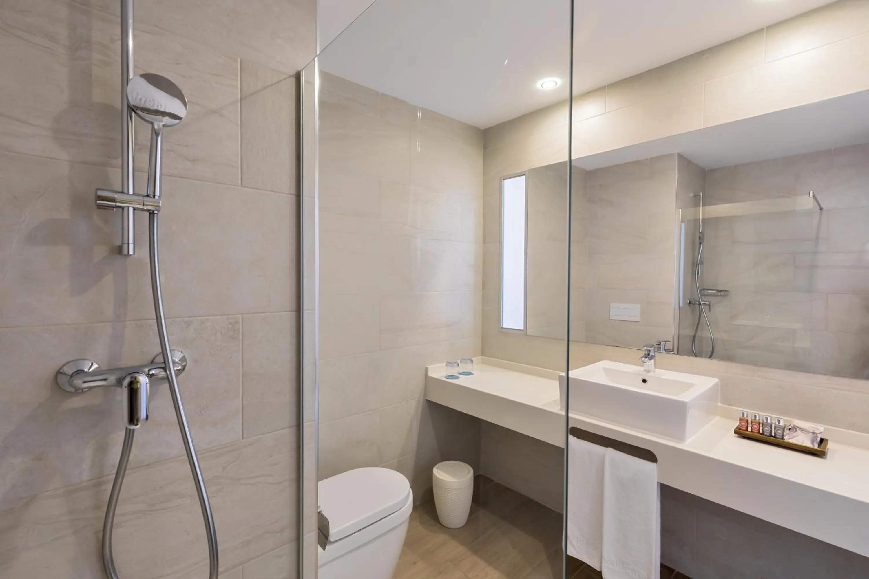 Bathroom in Occidental Fuengirola