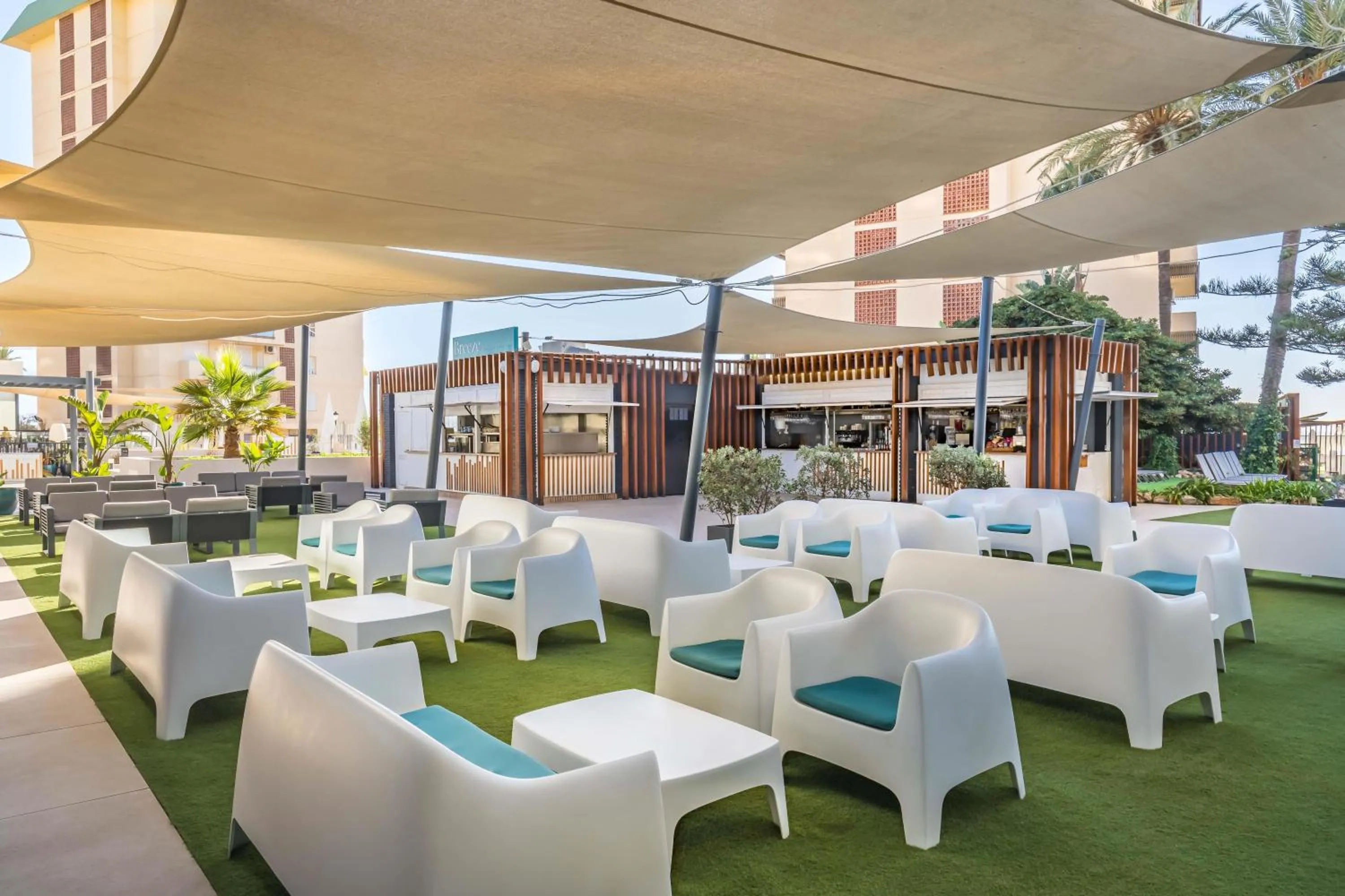 Lounge or bar in Occidental Fuengirola