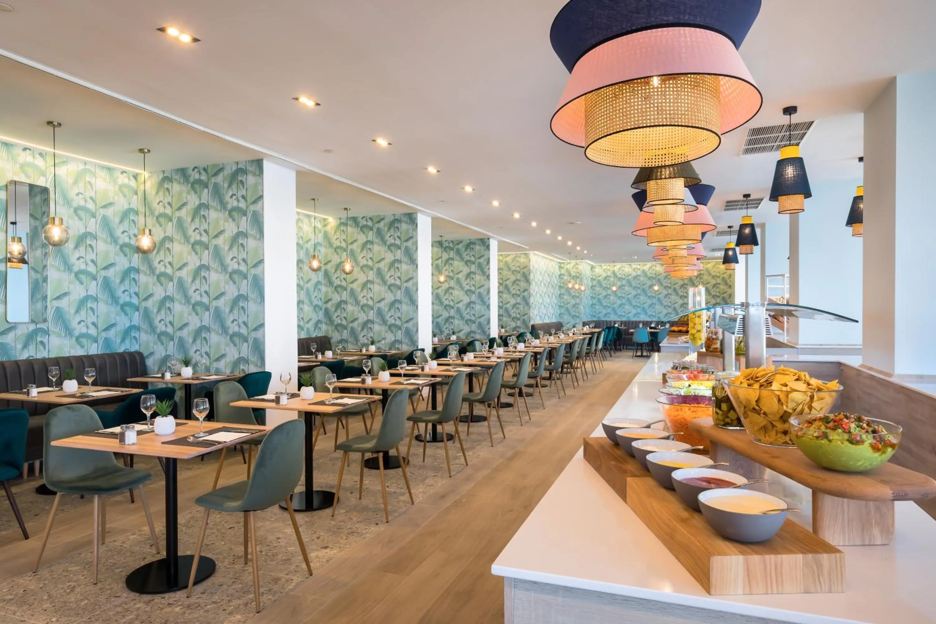 Restaurant/places to eat in Occidental Fuengirola