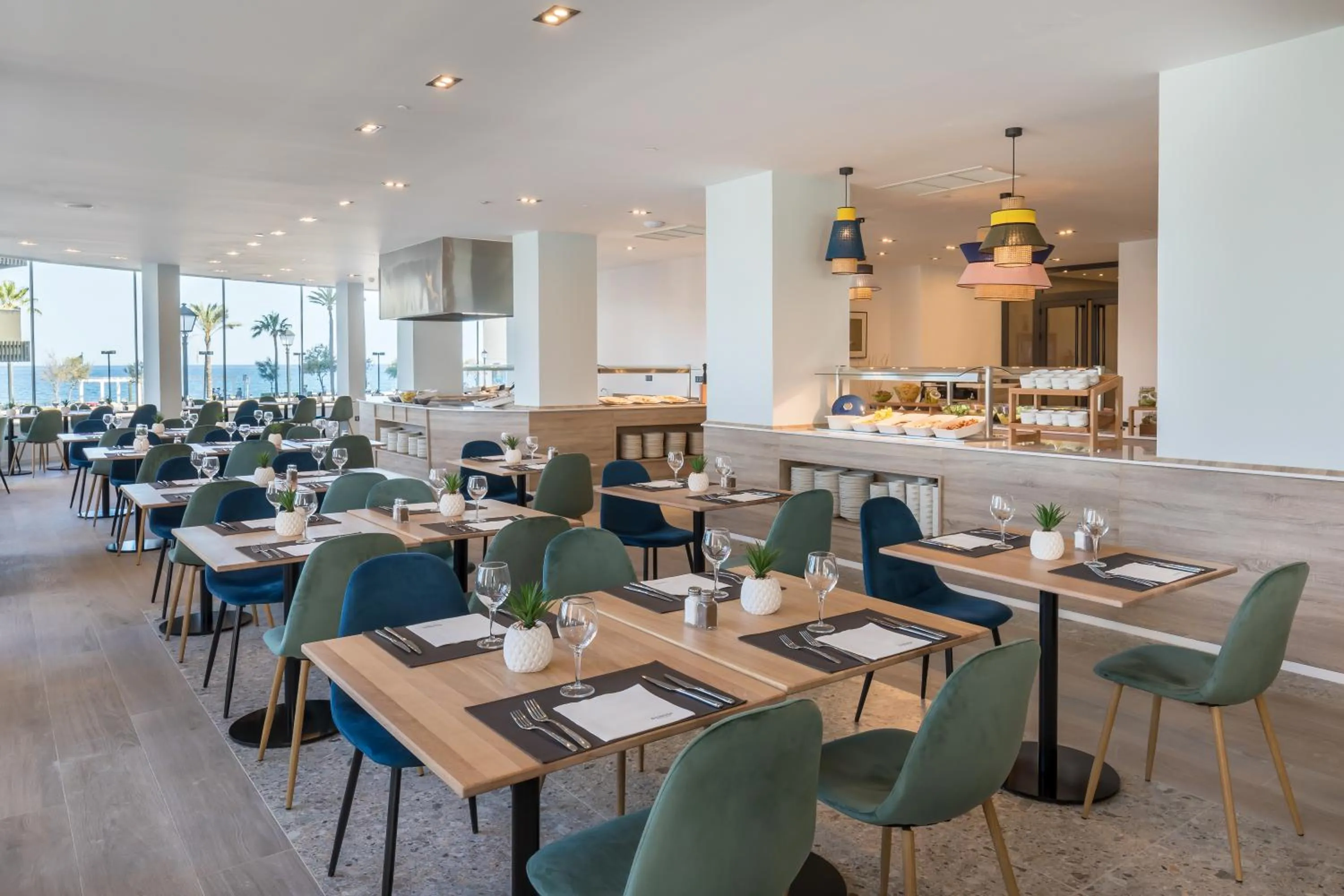 Restaurant/places to eat in Occidental Fuengirola