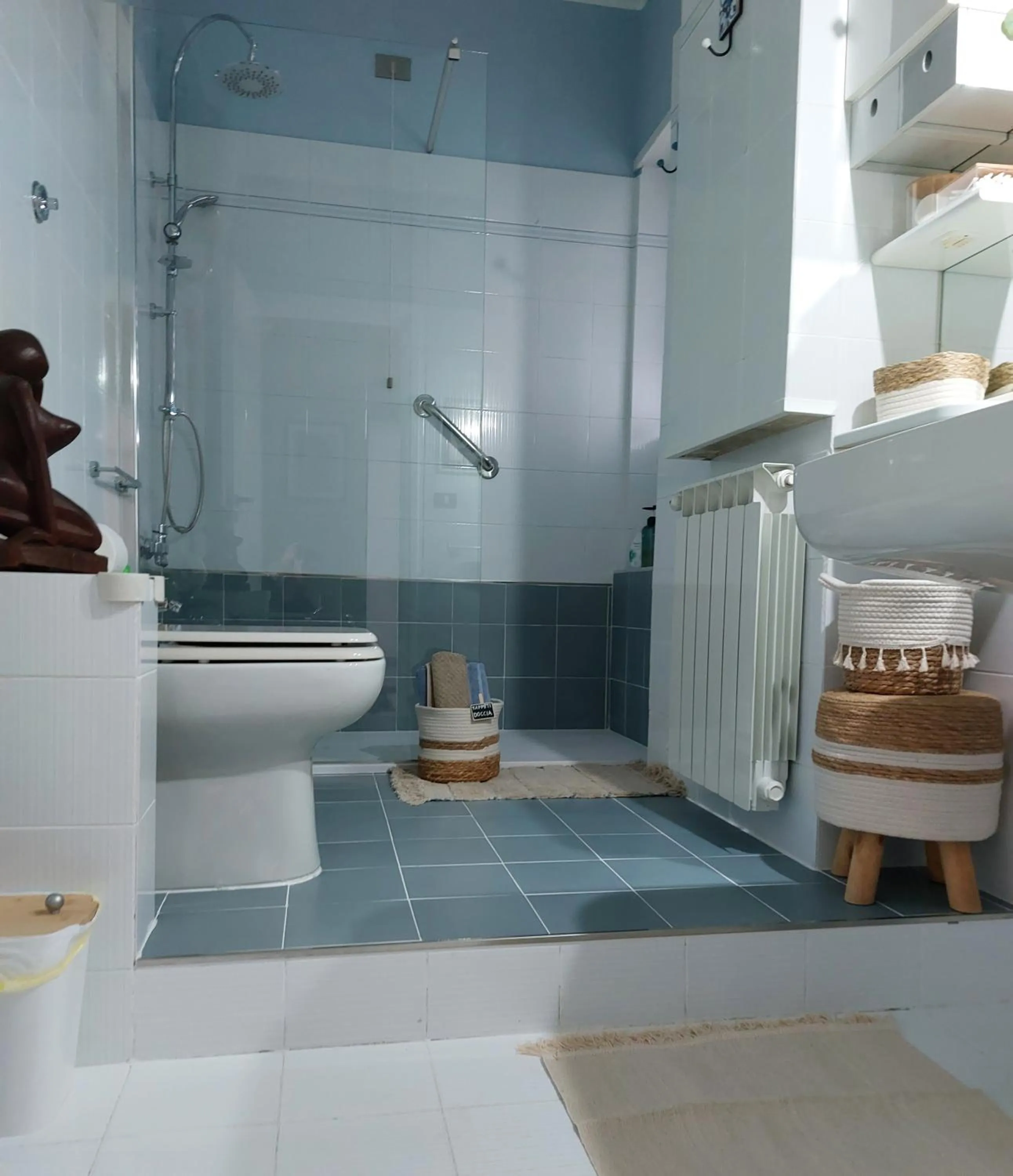 Shower in Appartamento CasaZeta luminoso e centralissimo