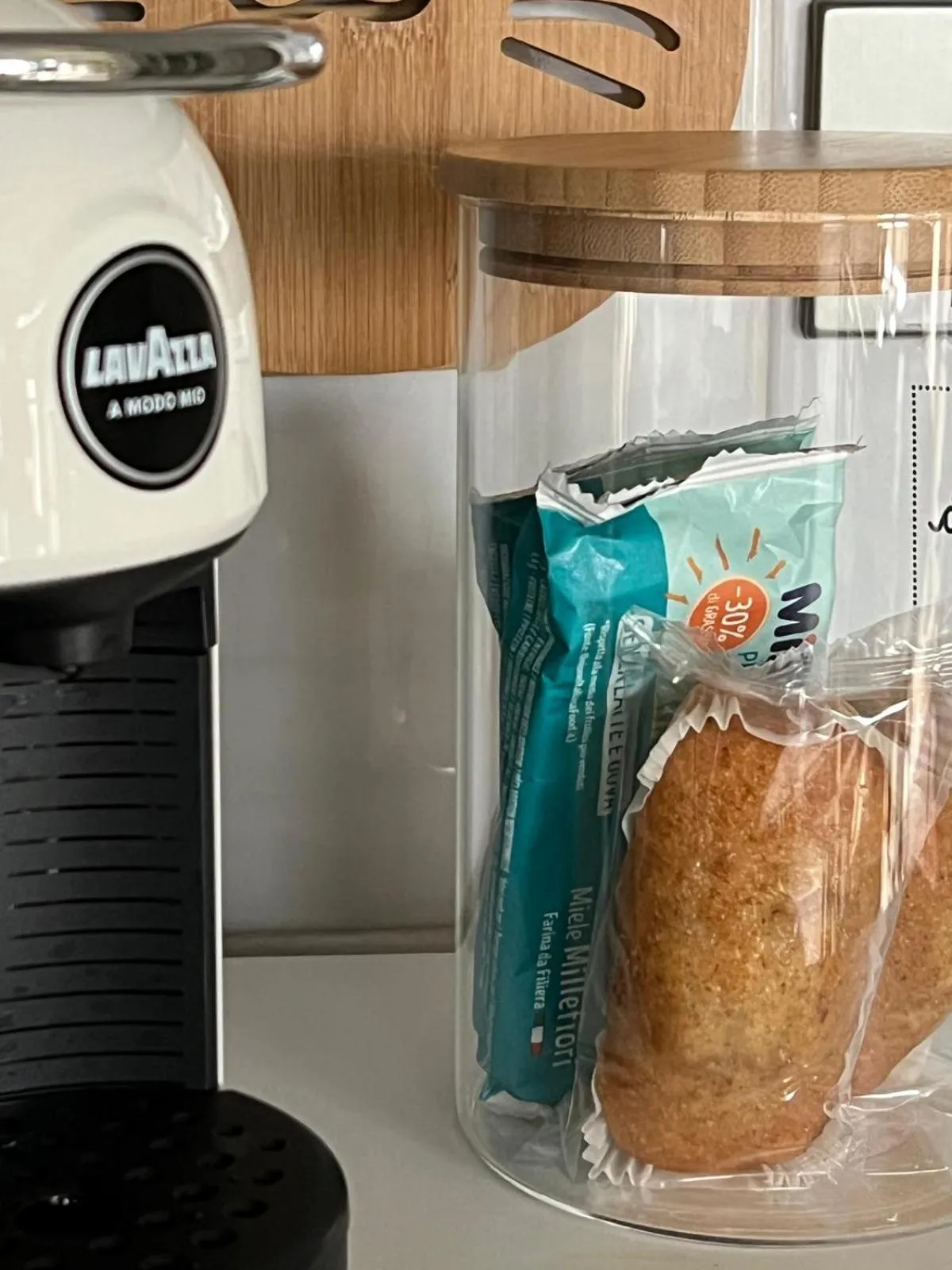 Kitchen or kitchenette in Appartamento CasaZeta luminoso e centralissimo