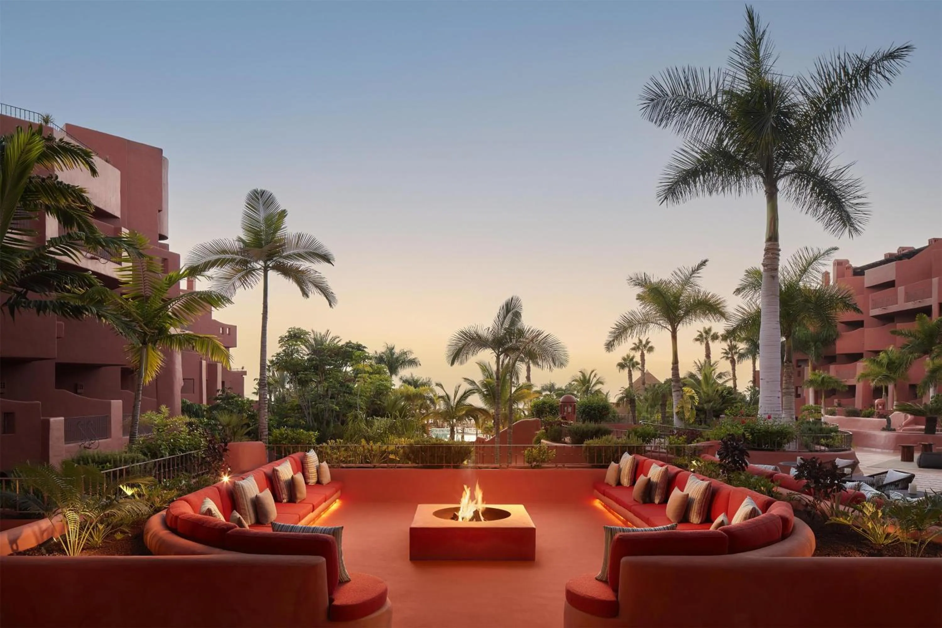 Lounge or bar in Tivoli La Caleta Resort