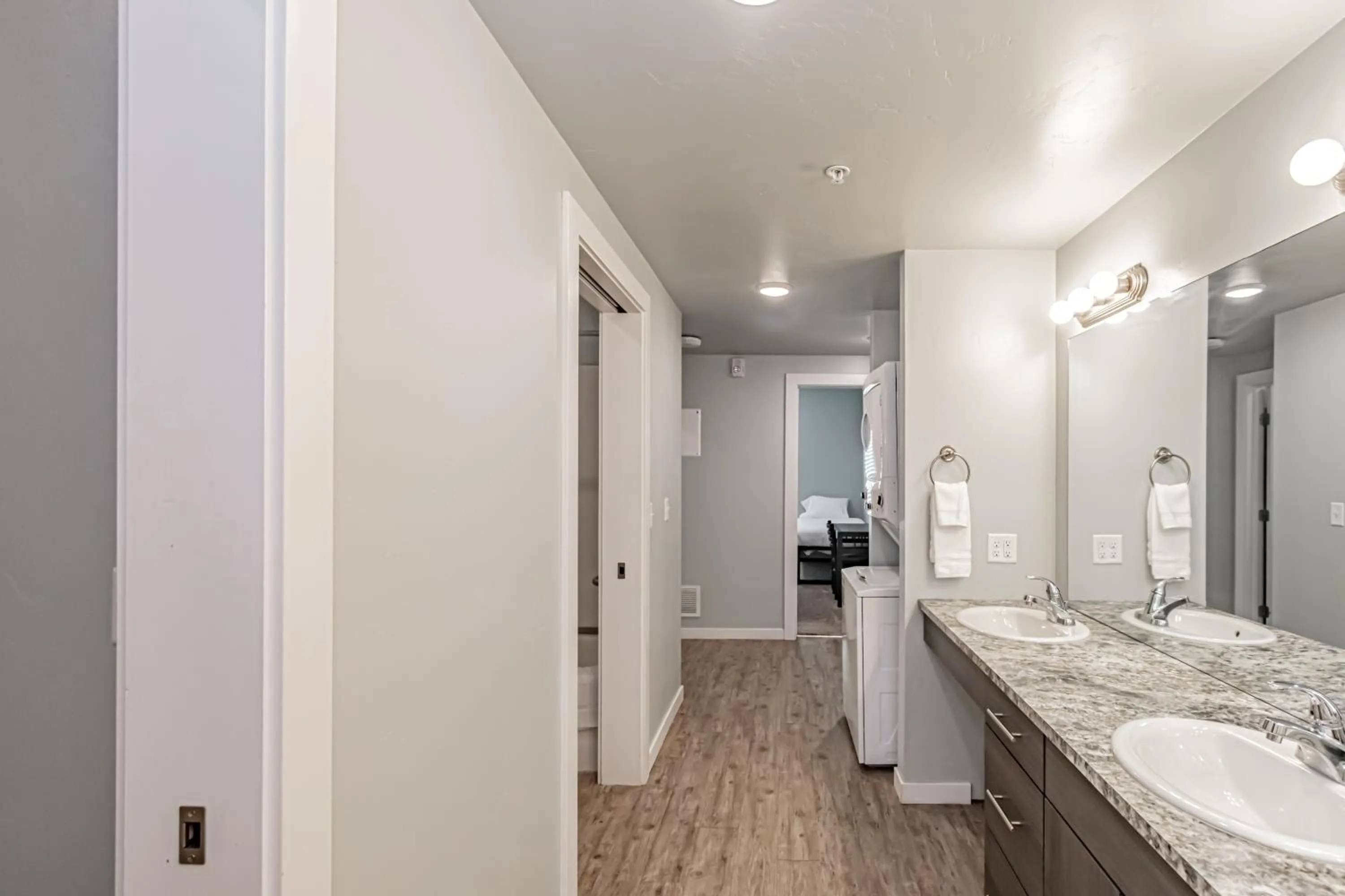 Bathroom in Bringham's Mill Apartments Perfect for Groups Full Kitchen Gym and Free Parking