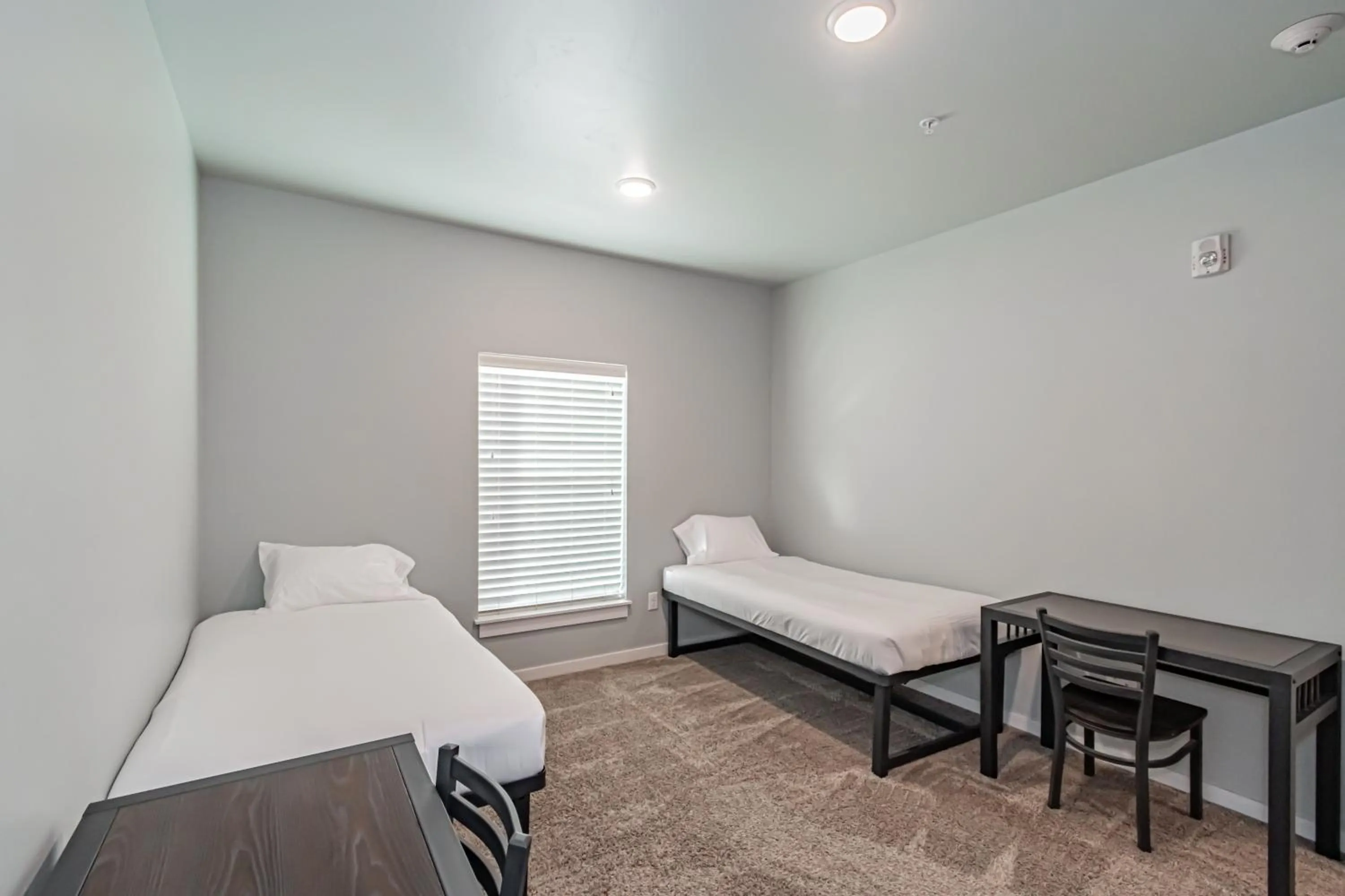 Bedroom, Bed in Bringham's Mill Apartments Perfect for Groups Full Kitchen Gym and Free Parking