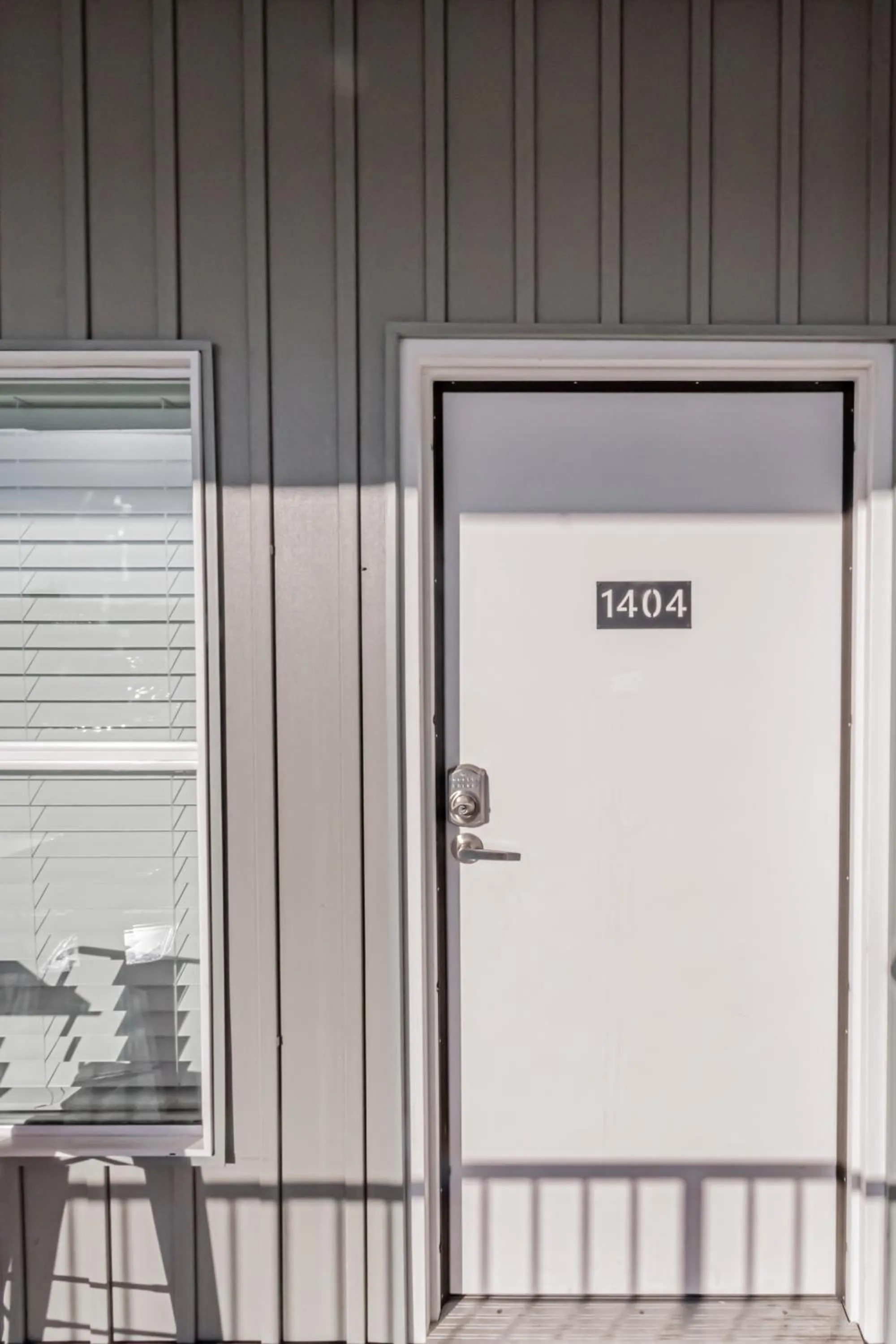 Facade/entrance in Bringham's Mill Apartments Perfect for Groups Full Kitchen Gym and Free Parking