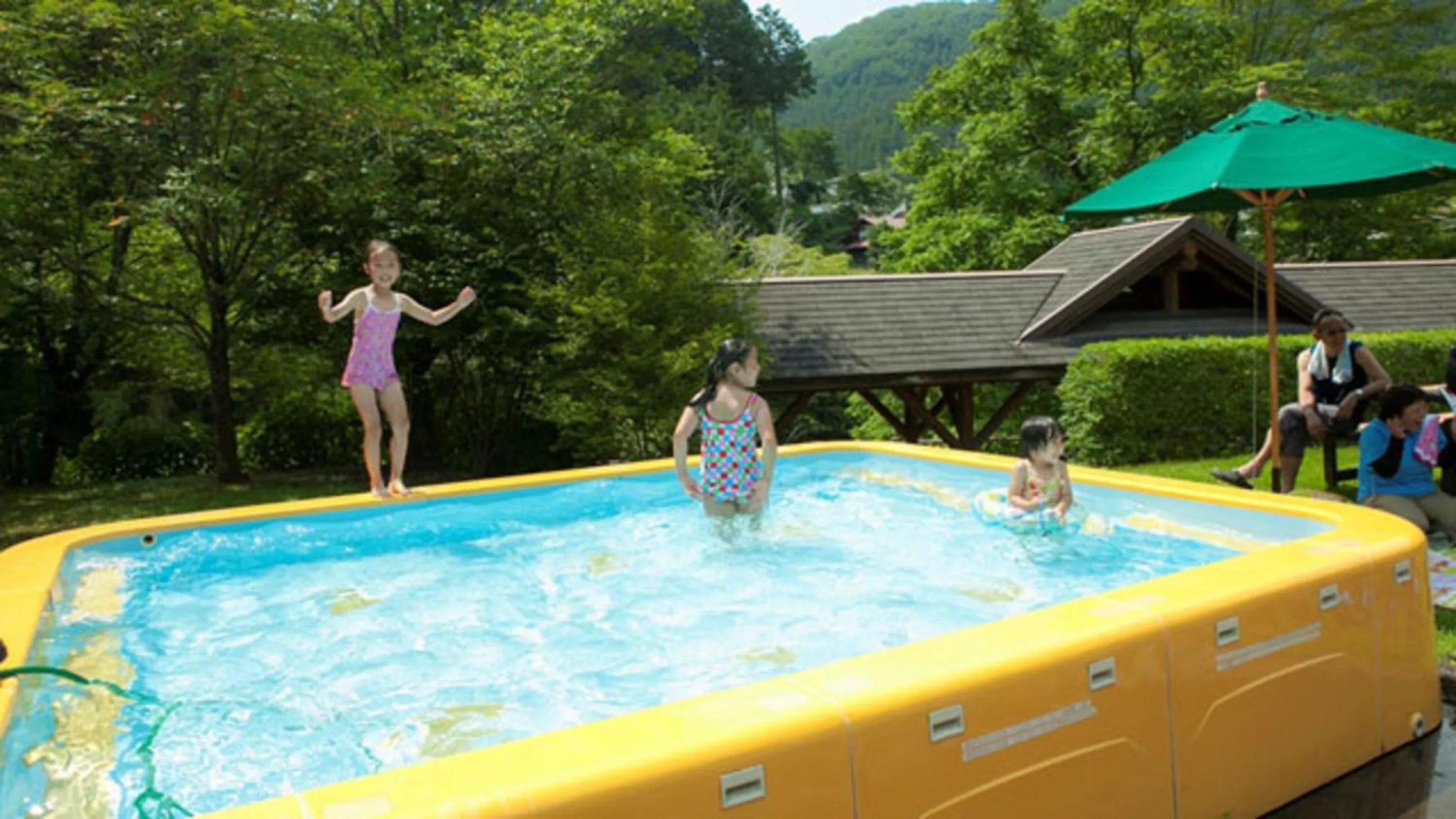 Swimming pool in Kyukamura Oku-Musashi