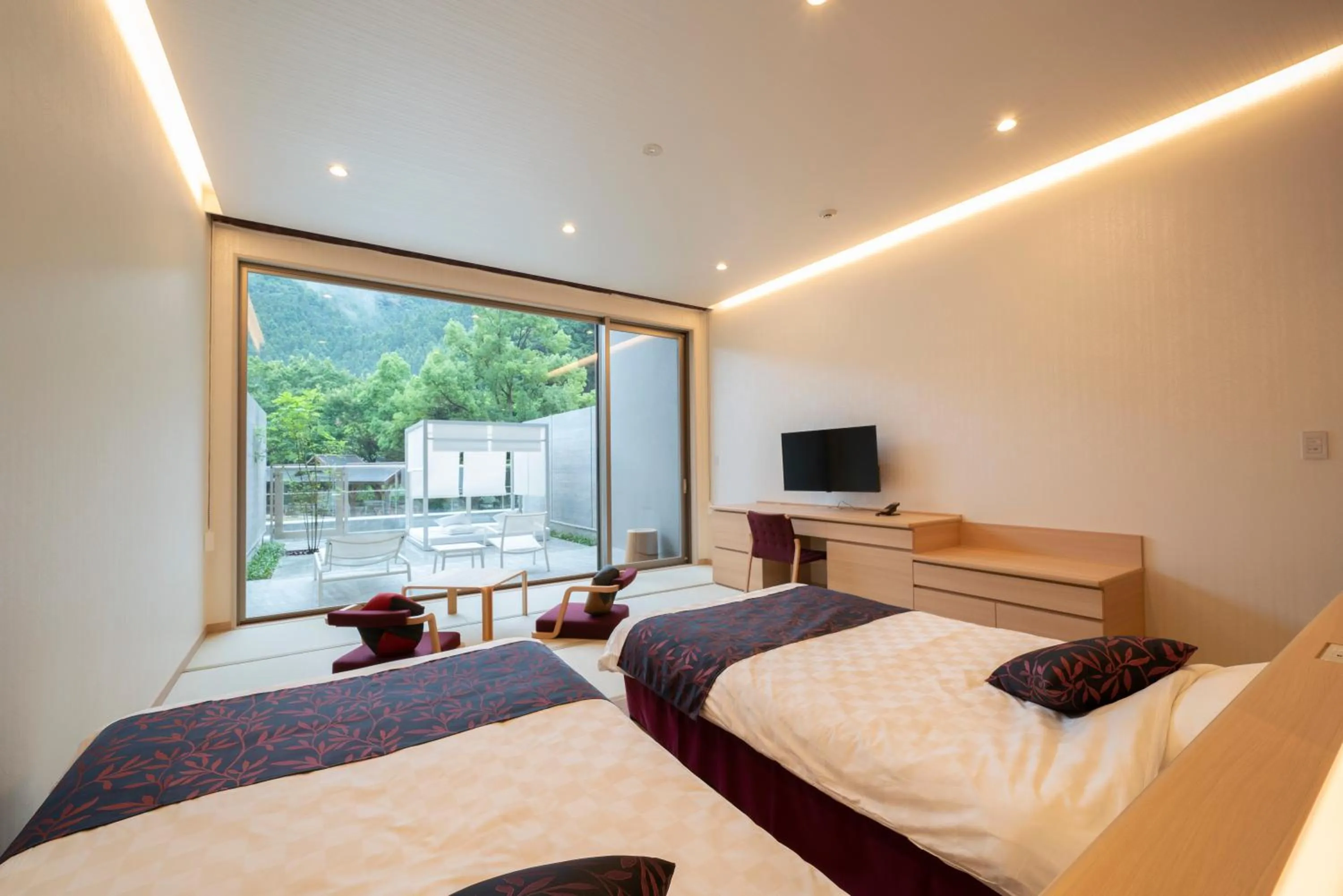 Patio, Bed in Kyukamura Oku-Musashi